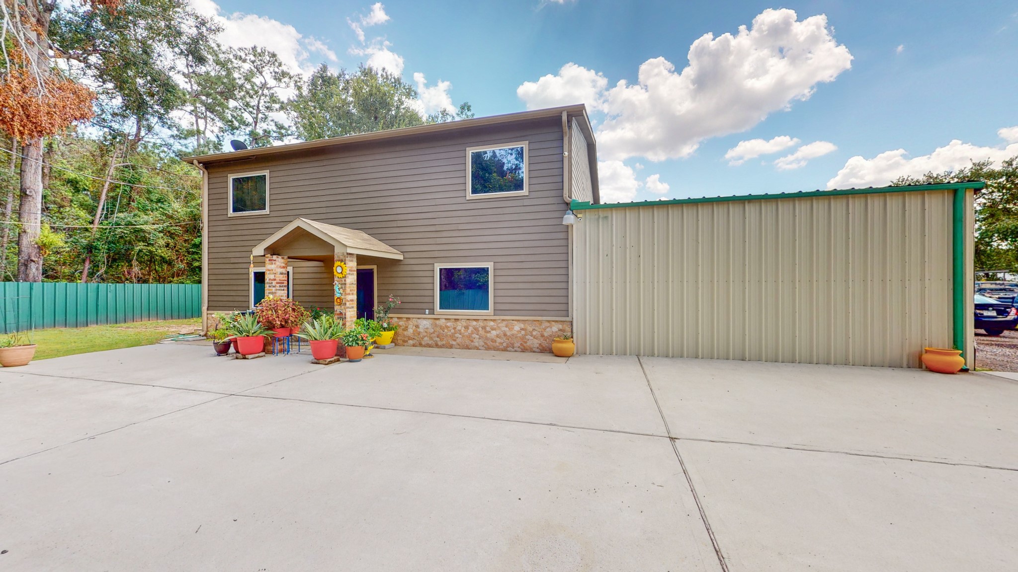 28711 Robinson Road Property Photo 2