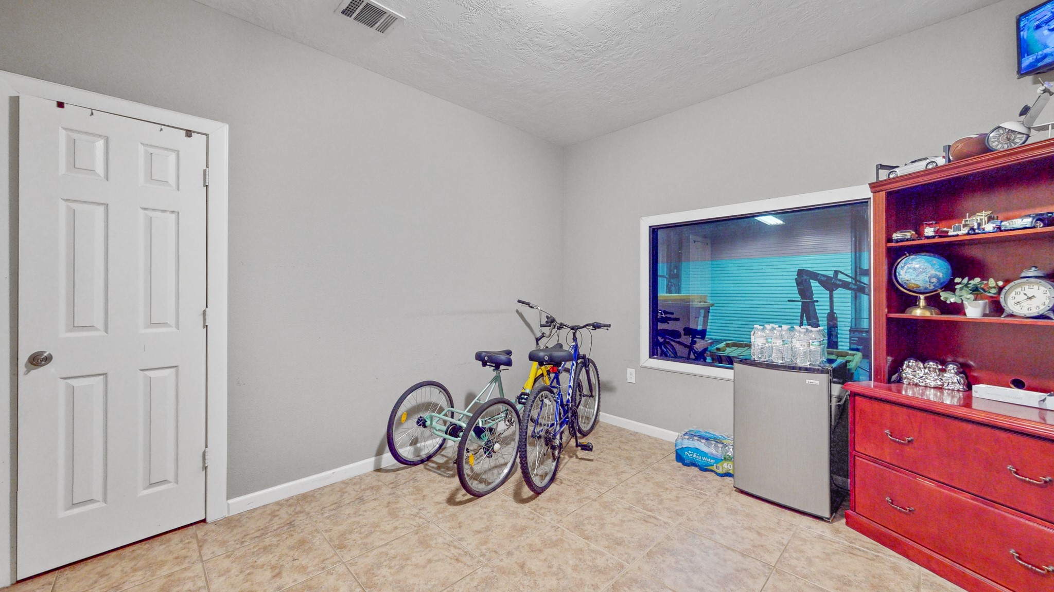 28711 Robinson Road Property Photo 12