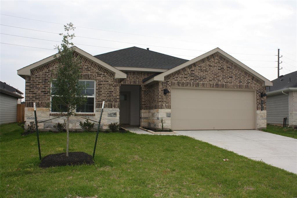 31723 Carlisle Cove Court, Fulshear Tx 77441 Property Photo 1