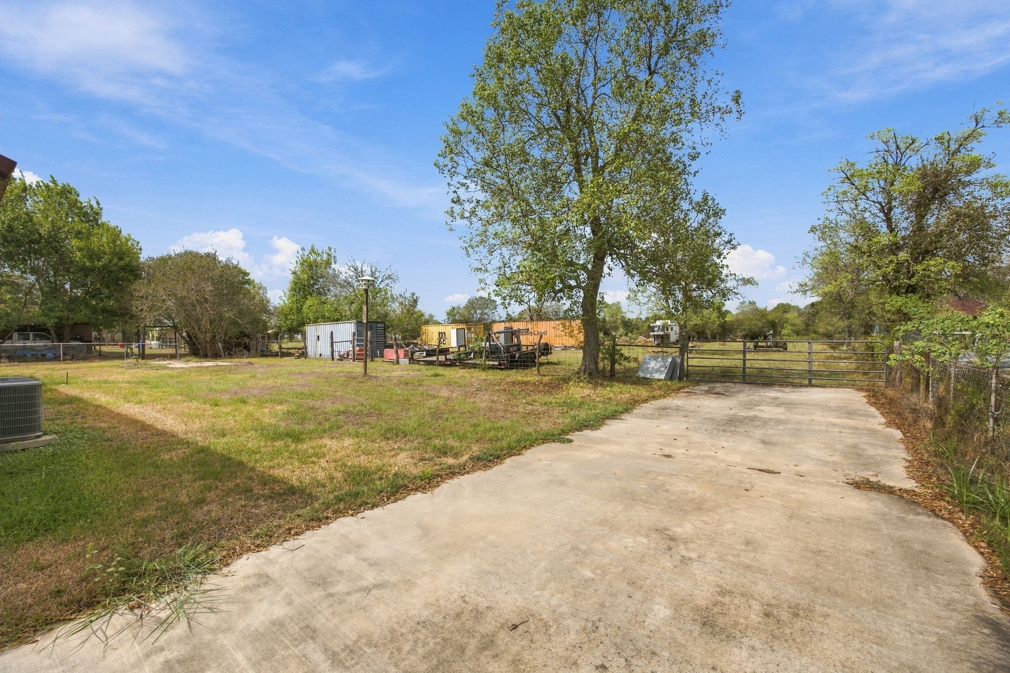 4959 Highway 90 Property Photo 6