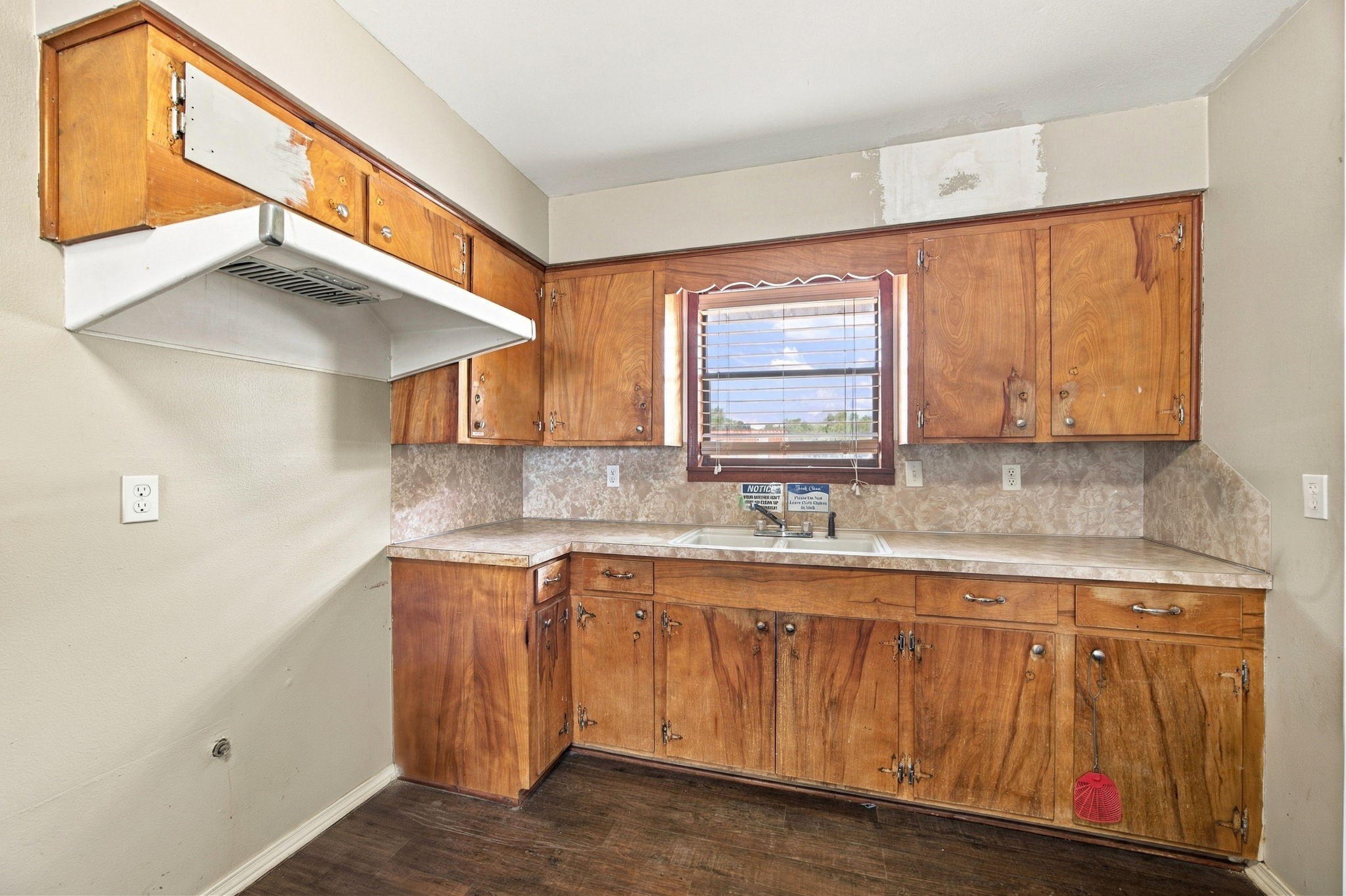 4959 Highway 90 Property Photo 12