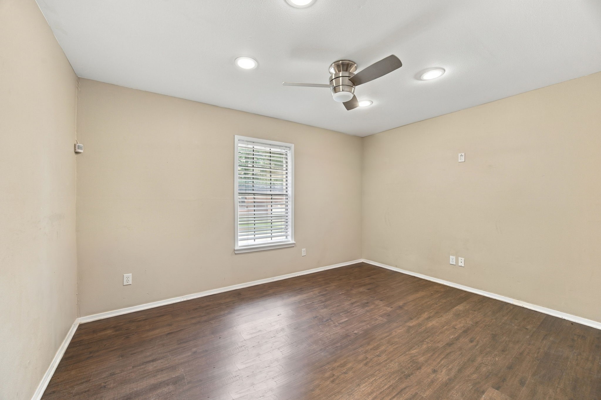 4959 Highway 90 Property Photo 14