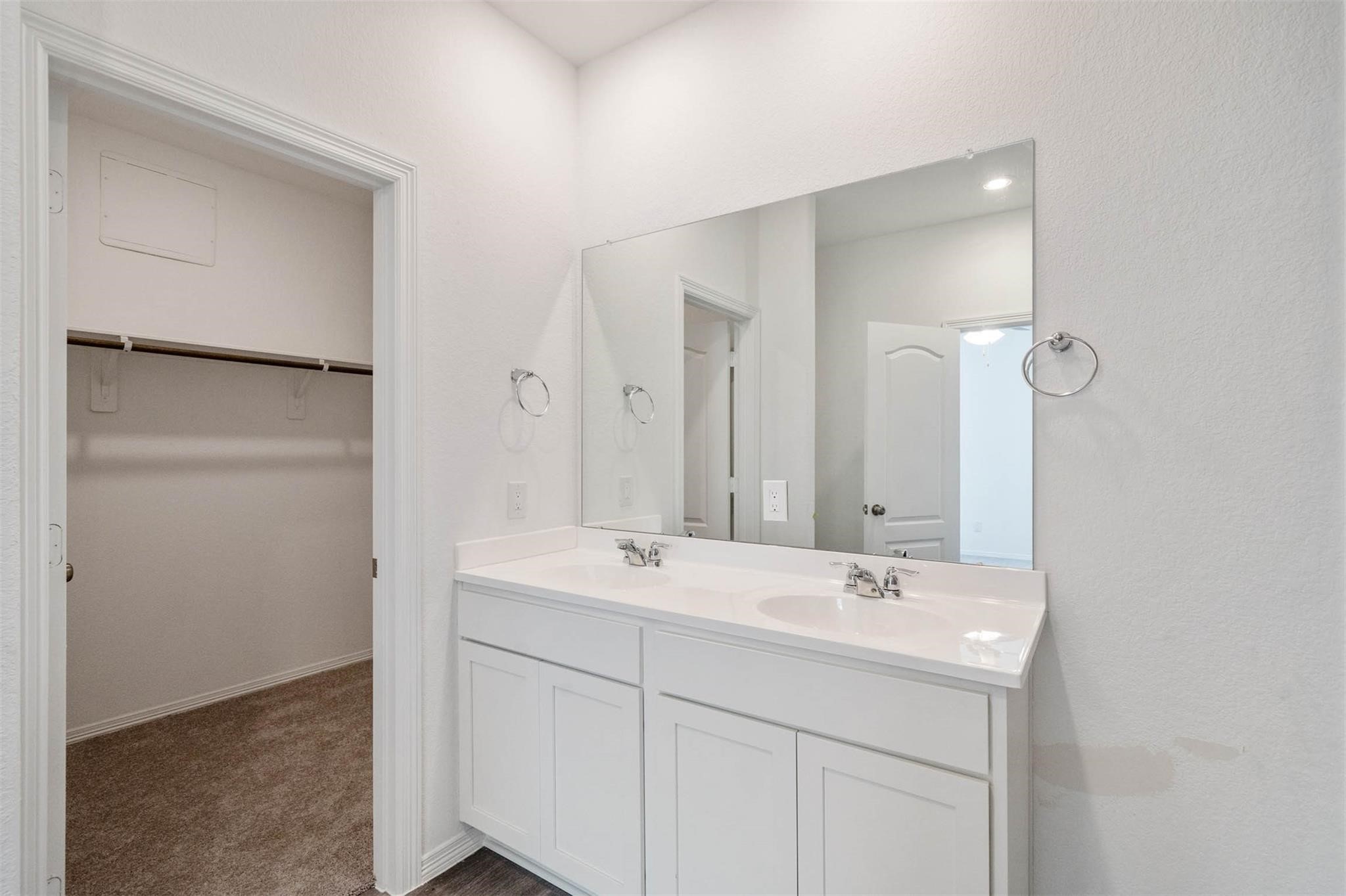 16743 Rover Lane Property Photo 13