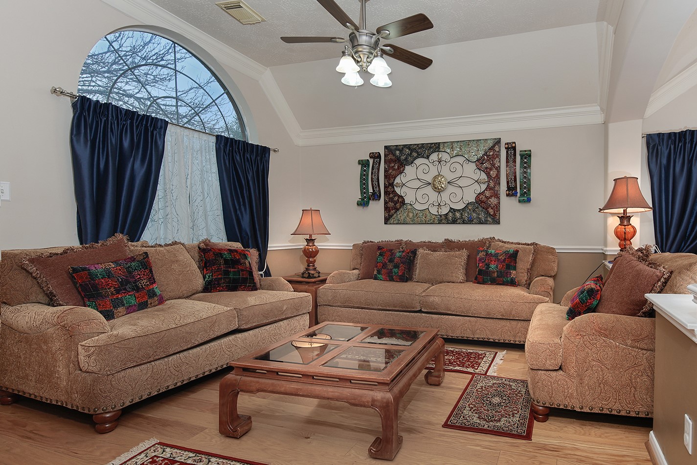 9238 Fernwillow Drive Property Photo 5