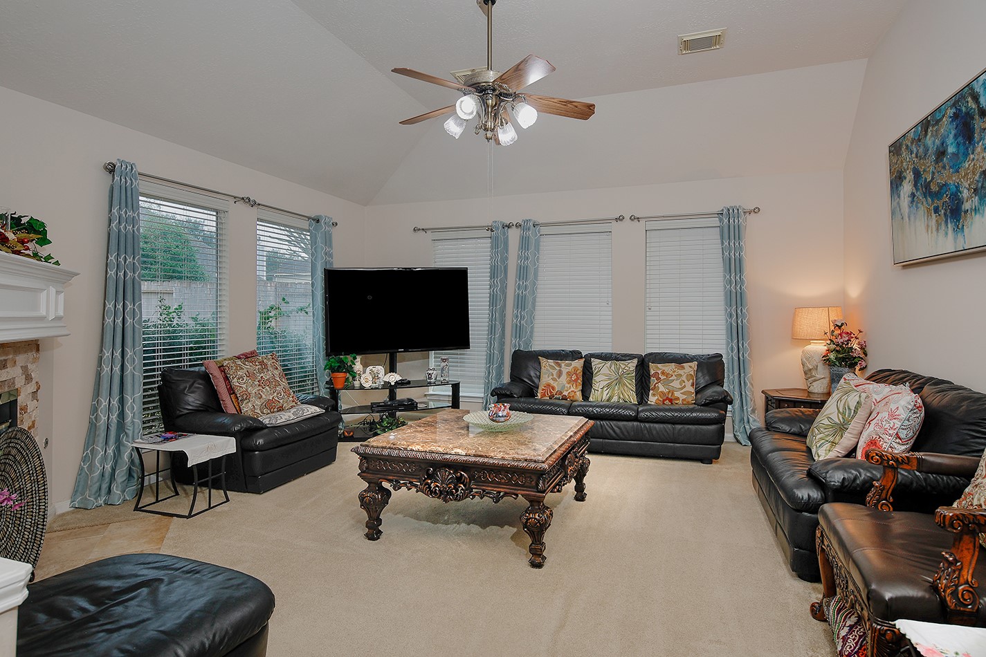 9238 Fernwillow Drive Property Photo 12