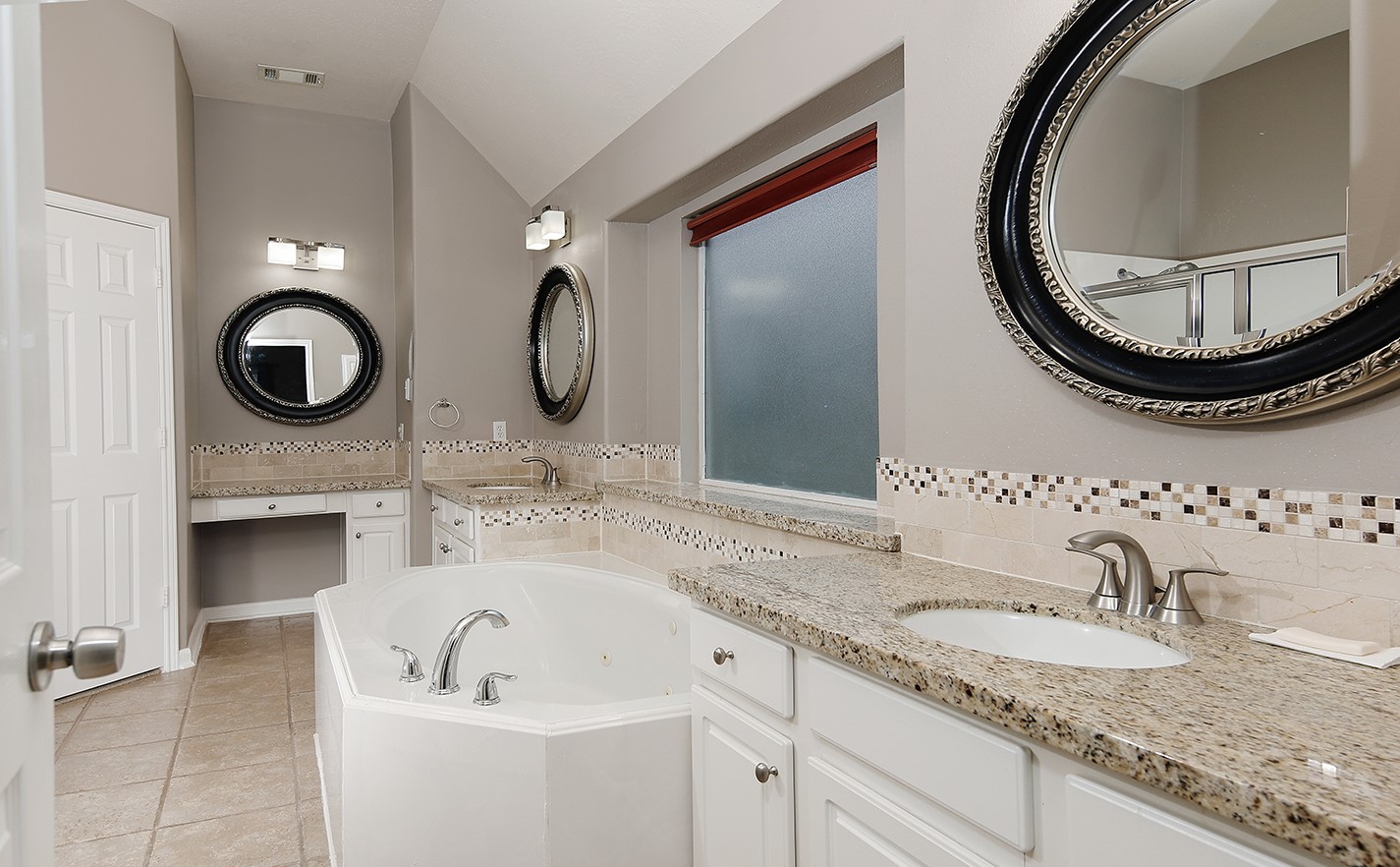 9238 Fernwillow Drive Property Photo 16
