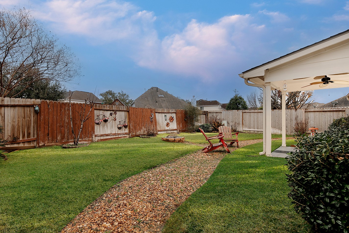 9238 Fernwillow Drive Property Photo 24