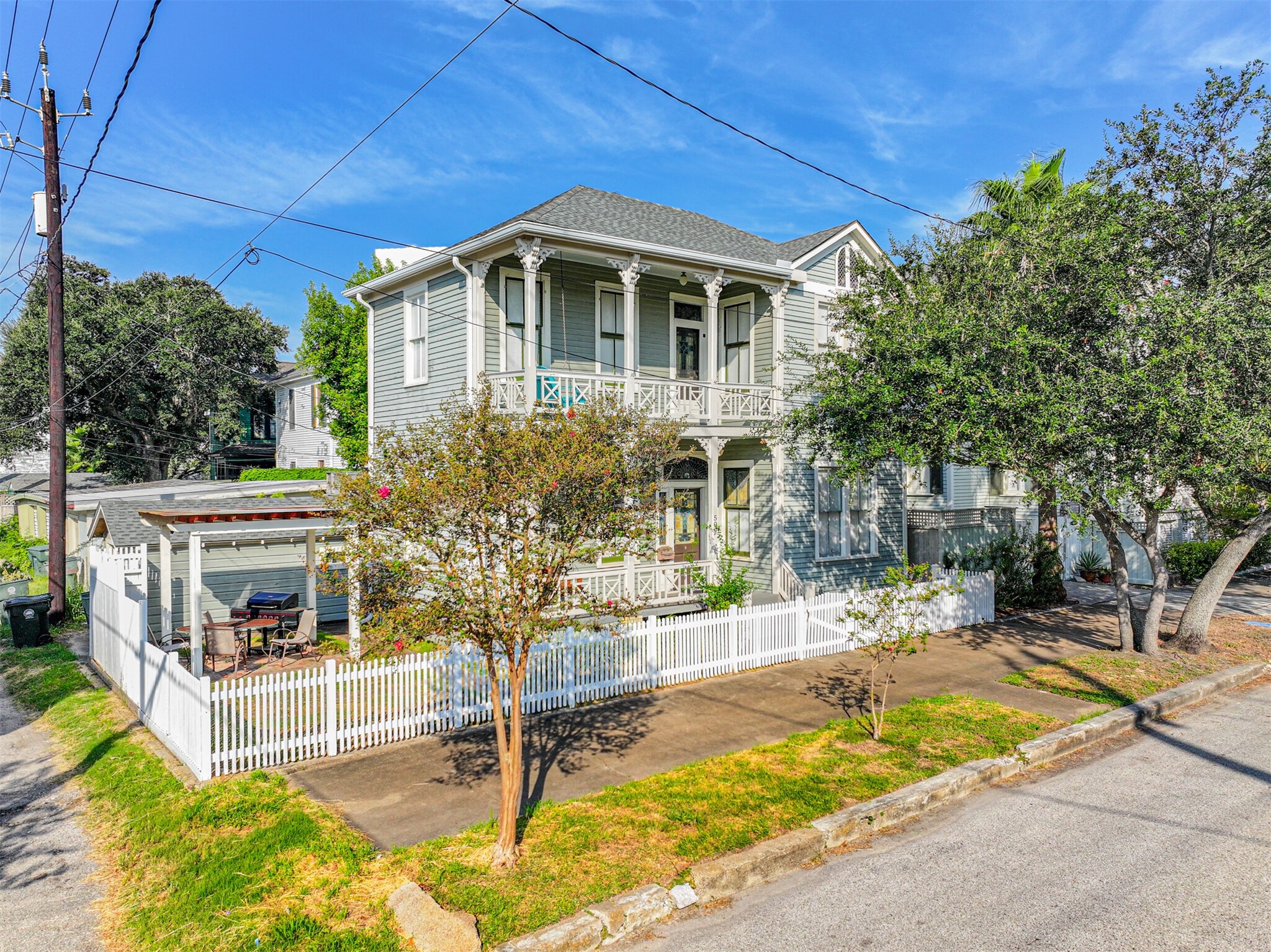 509 16th Street Property Photo 1