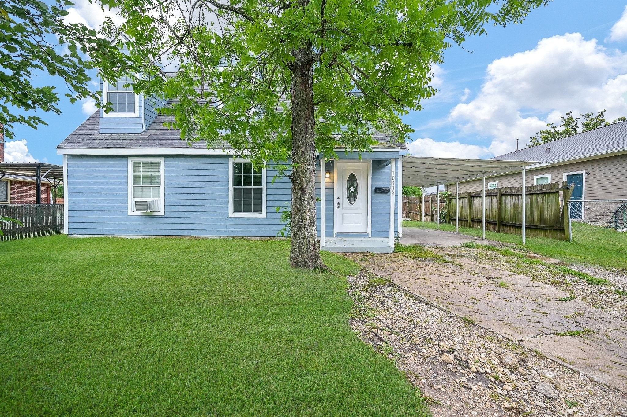 10338 Flaxman Street Property Photo 2