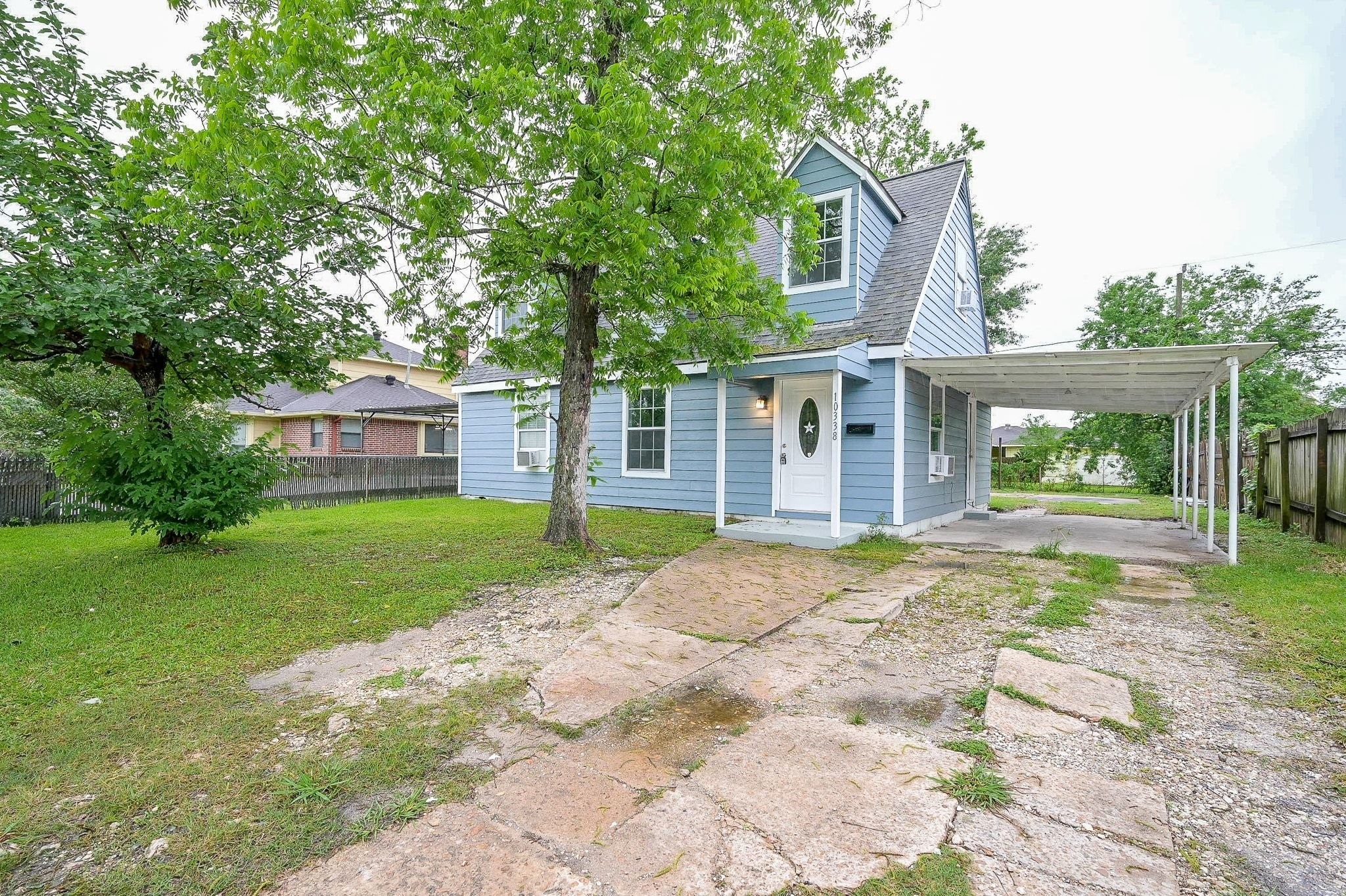 10338 Flaxman Street Property Photo 3