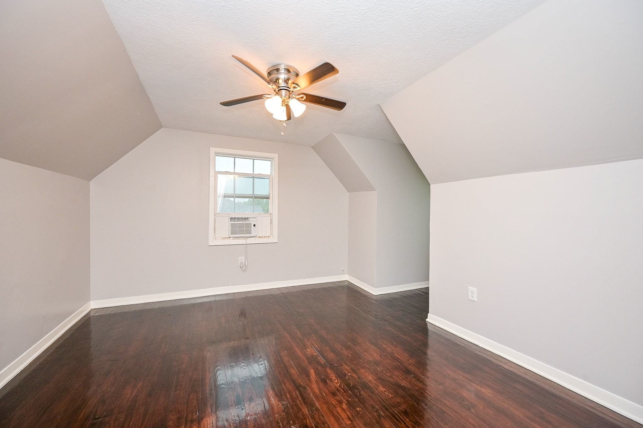 10338 Flaxman Street Property Photo 24