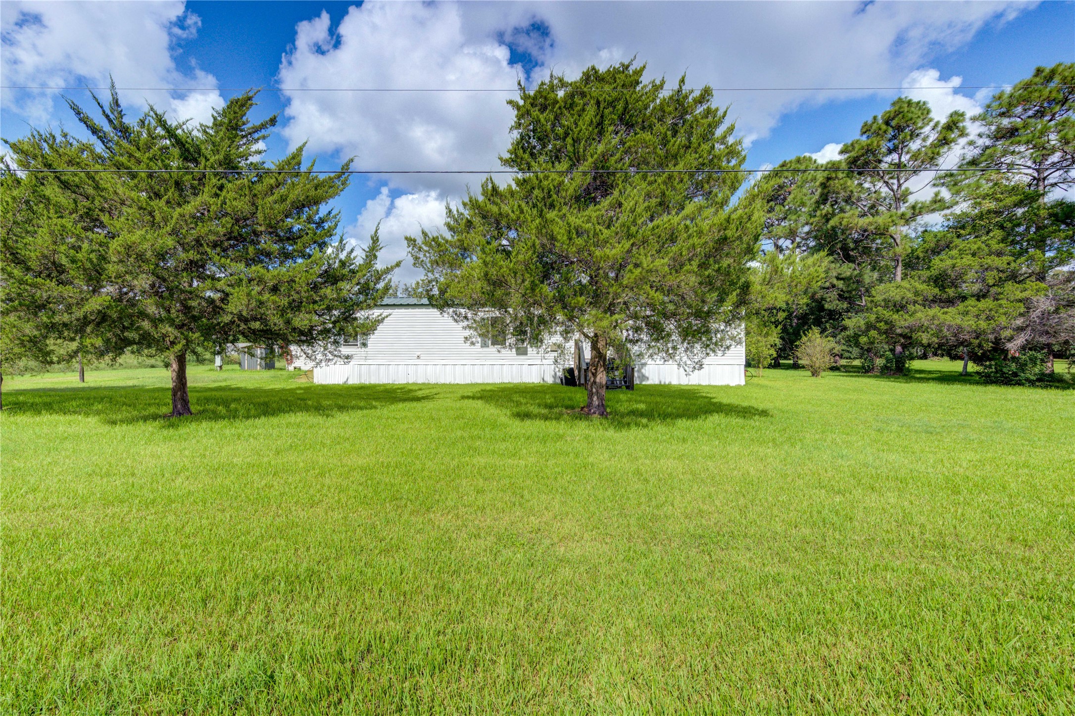 5618 W Bellaire Street Property Photo 4