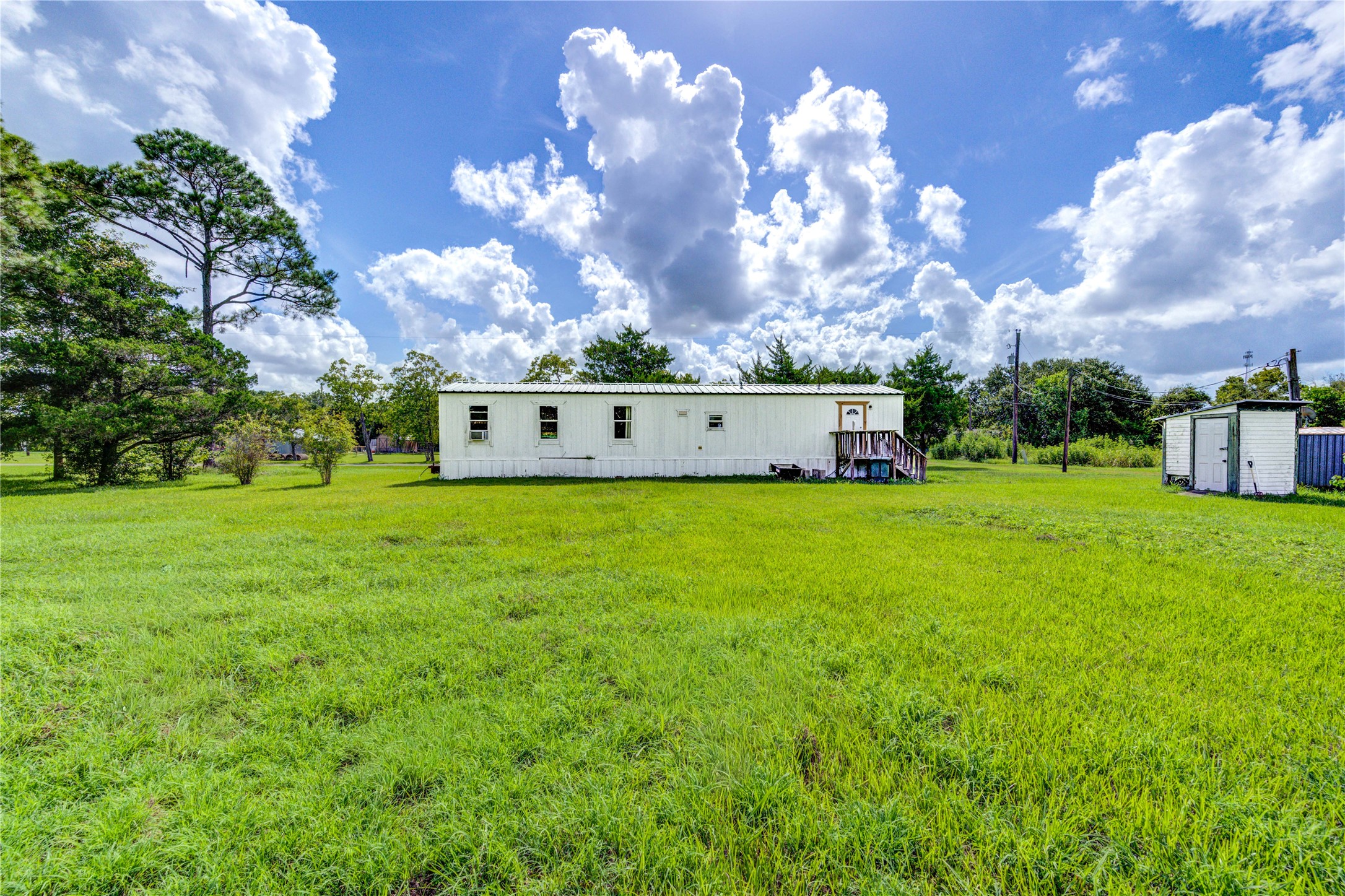 5618 W Bellaire Street Property Photo 8