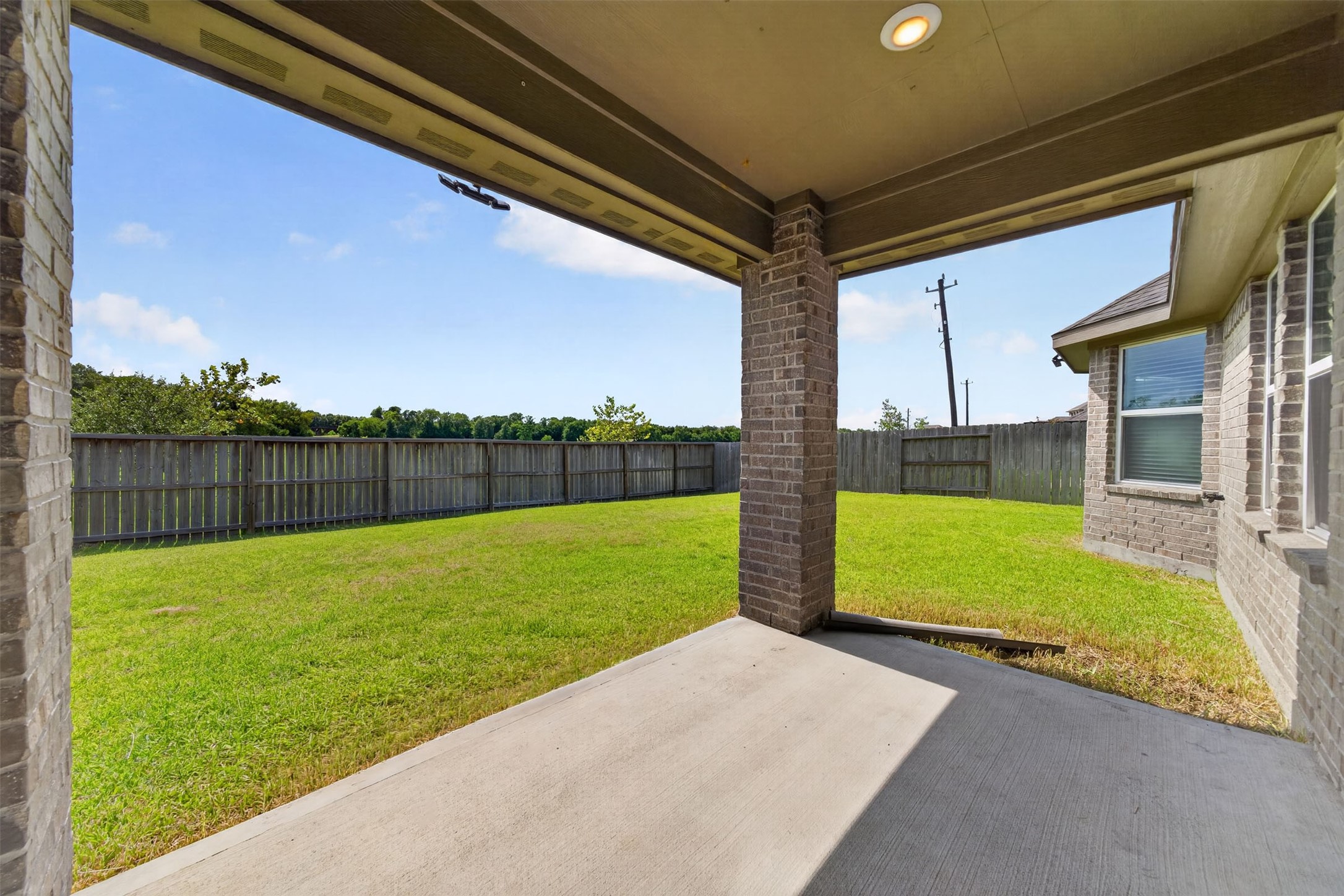 2702 Summer Indigo Trail Property Photo 5