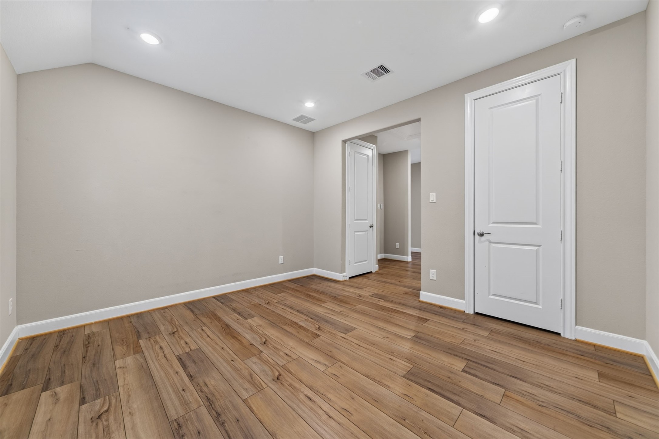2702 Summer Indigo Trail Property Photo 27