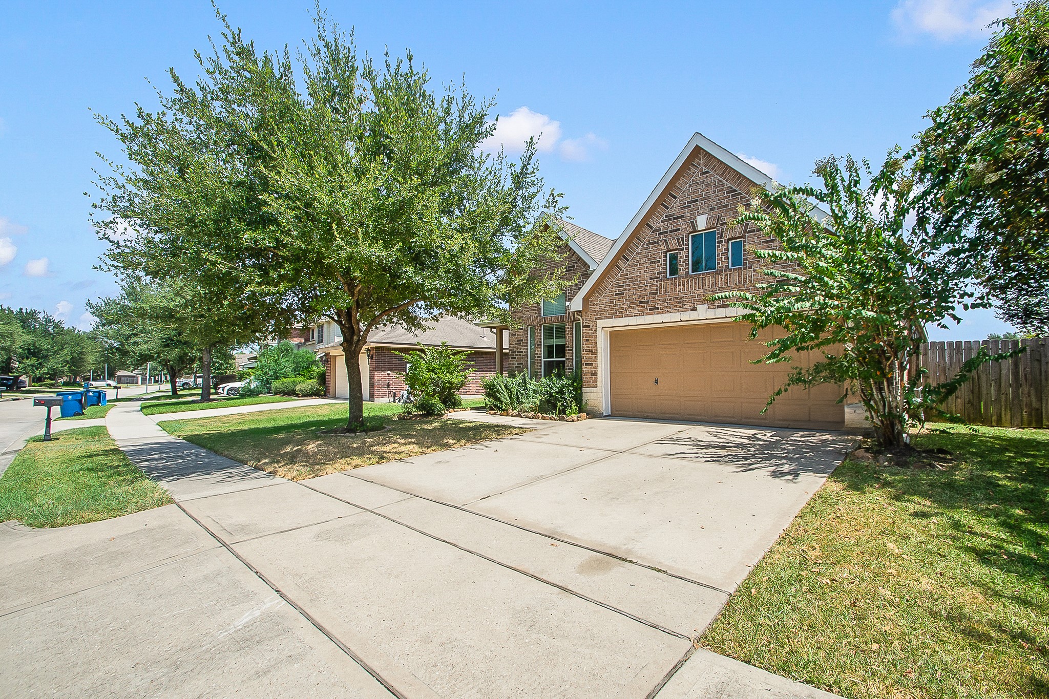 1818 Sonoma Breeze Drive Property Photo 2