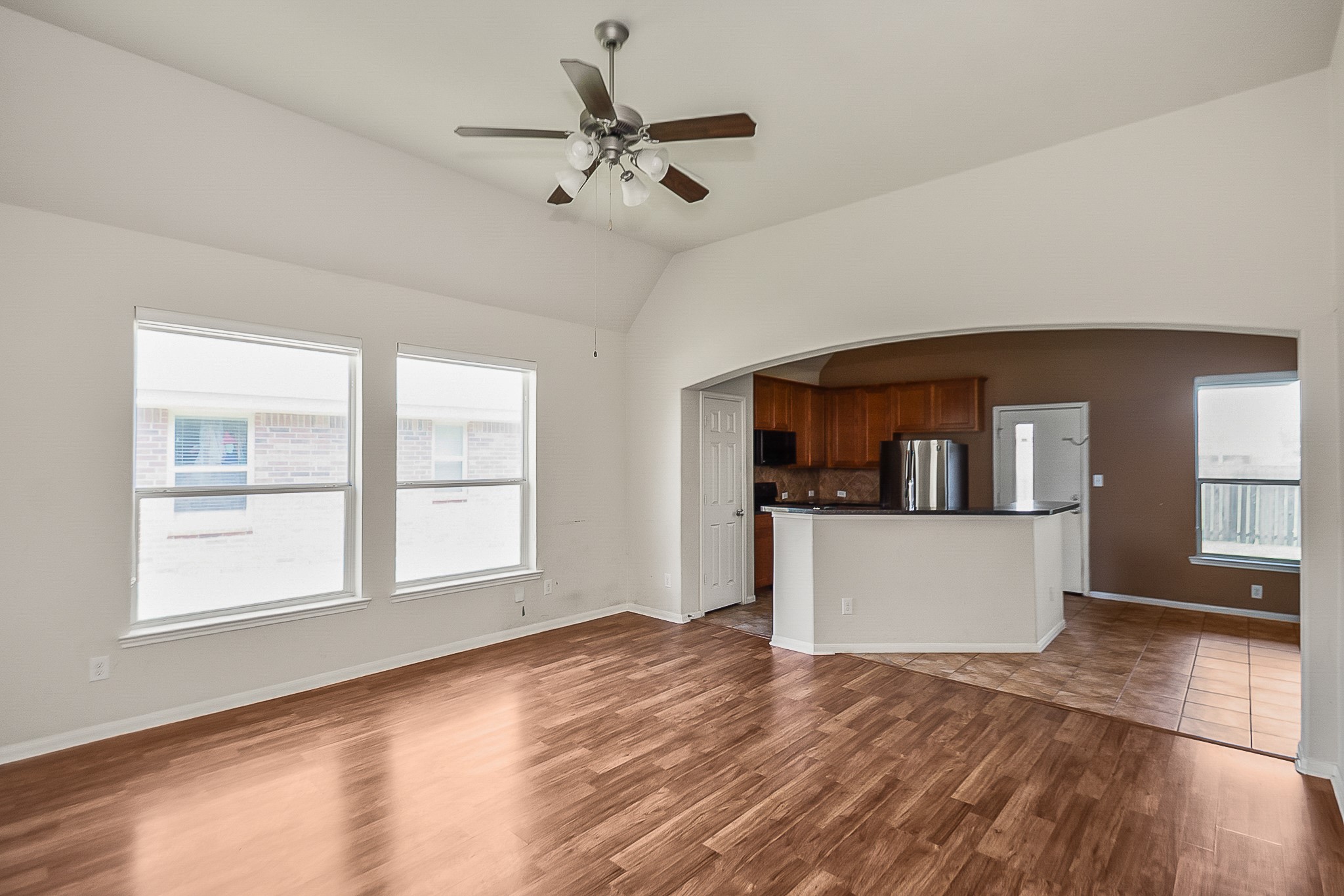 1818 Sonoma Breeze Drive Property Photo 4