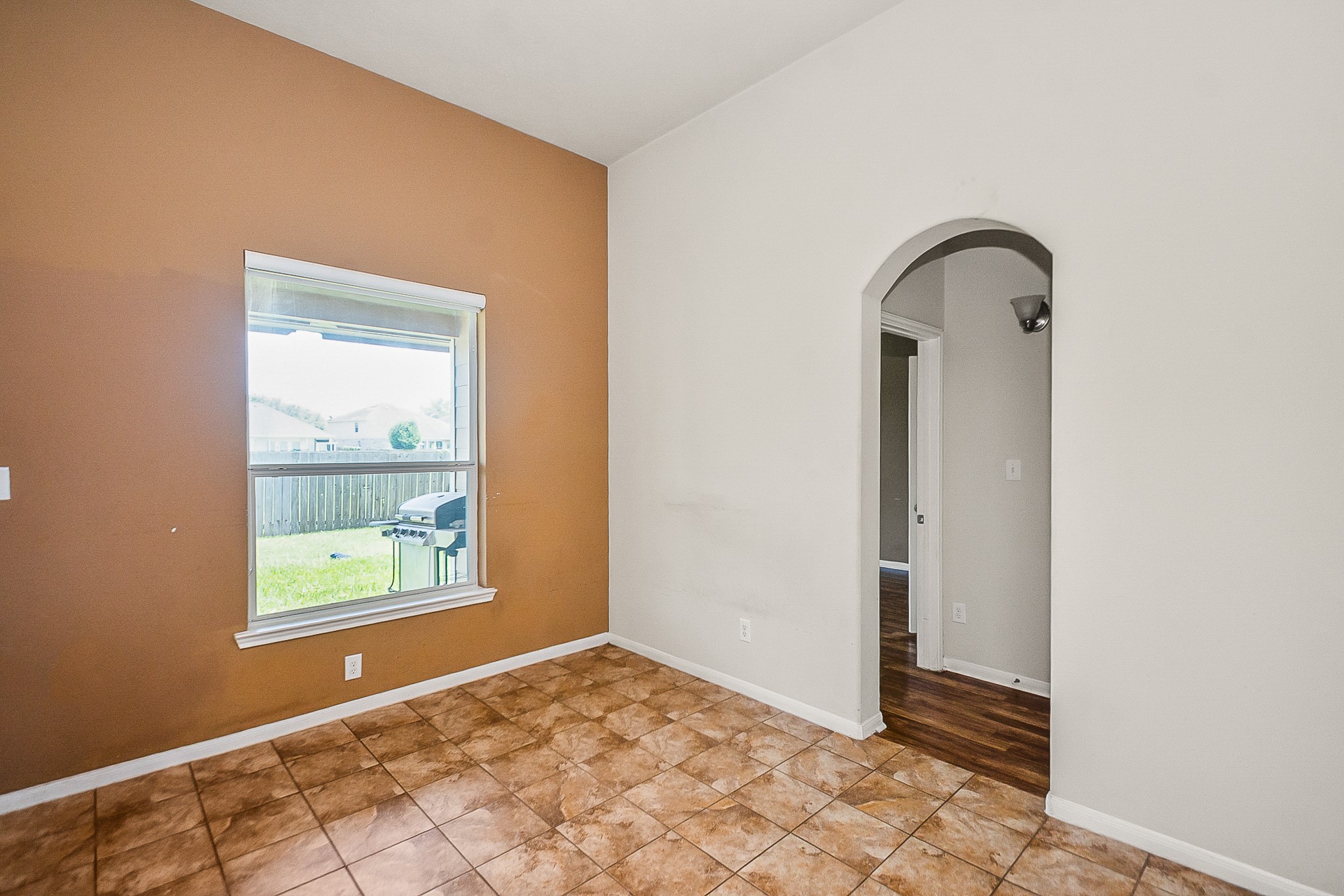1818 Sonoma Breeze Drive Property Photo 11