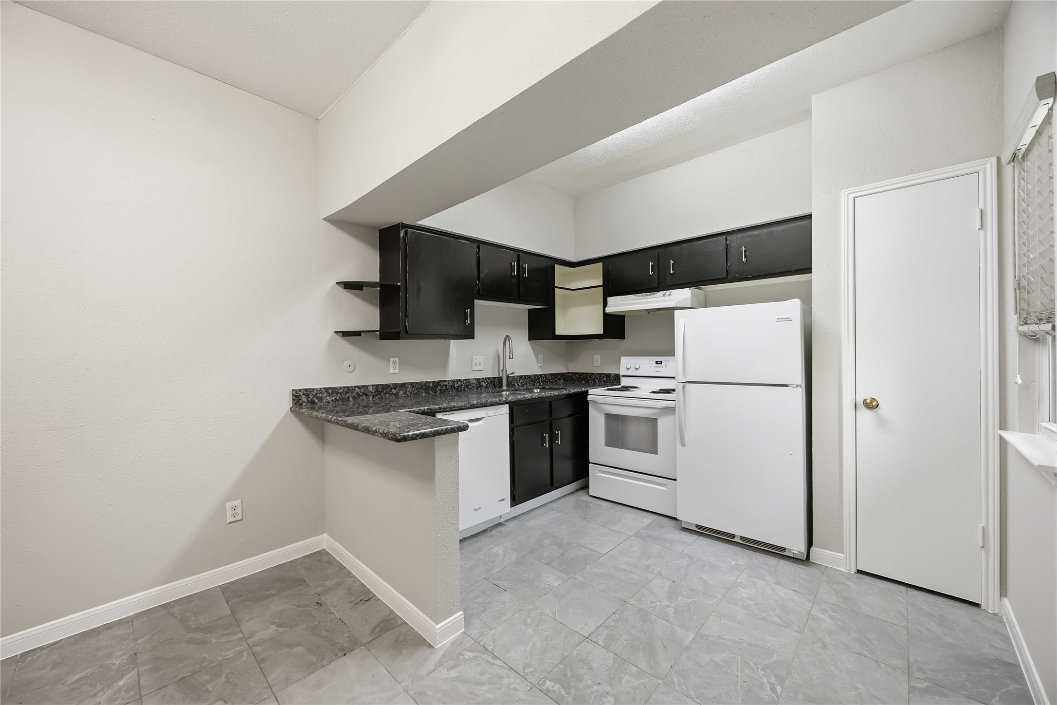 2100 Tanglewilde Street 631 Property Photo 1