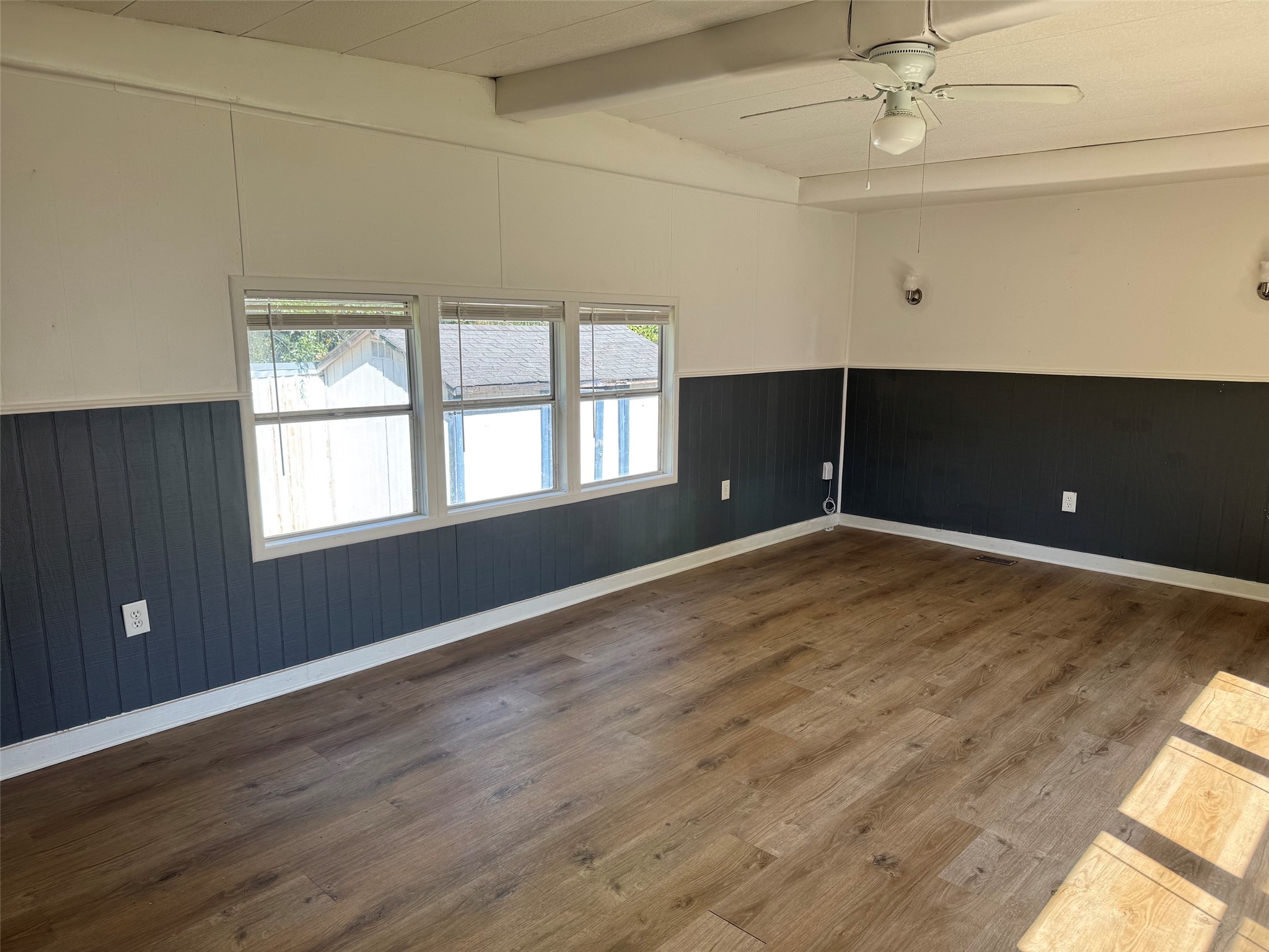 23479 Manion Property Photo 3