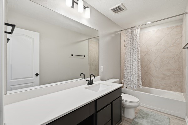 15334 Silver Breeze Lane Property Photo 24