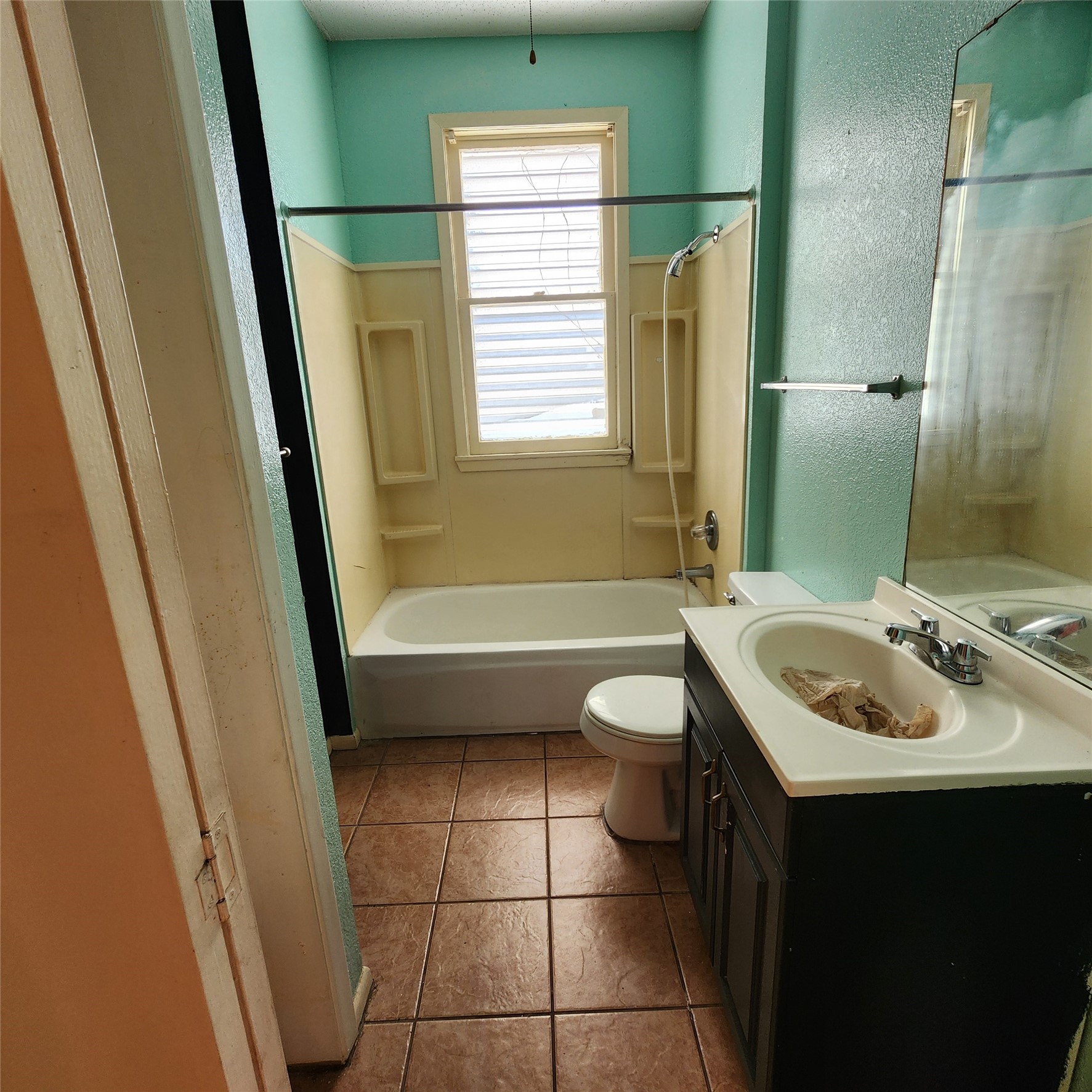 4401 Avenue Q 1/2 2 Property Photo 11