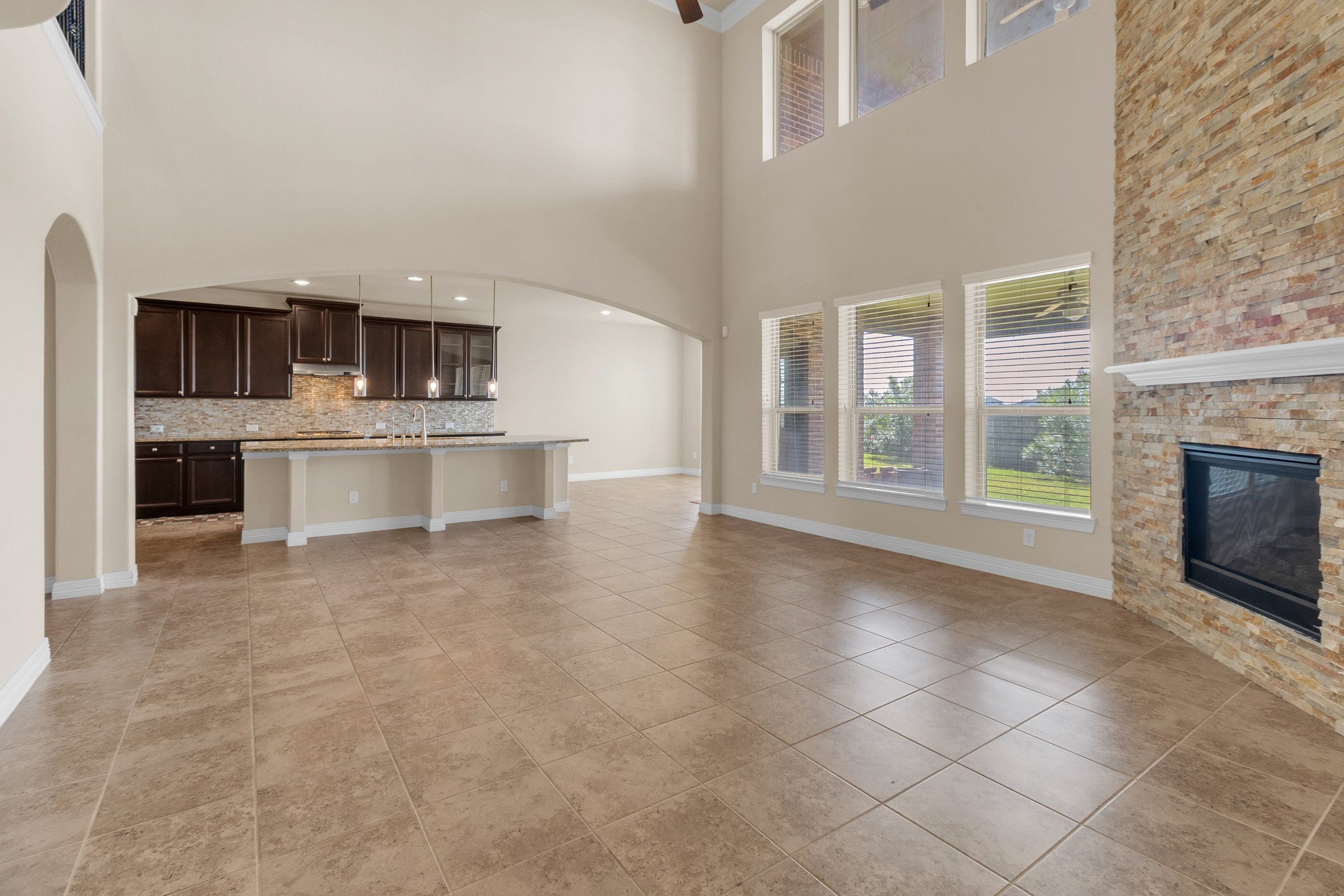 18607 Pelham Grove Lane Property Photo 8