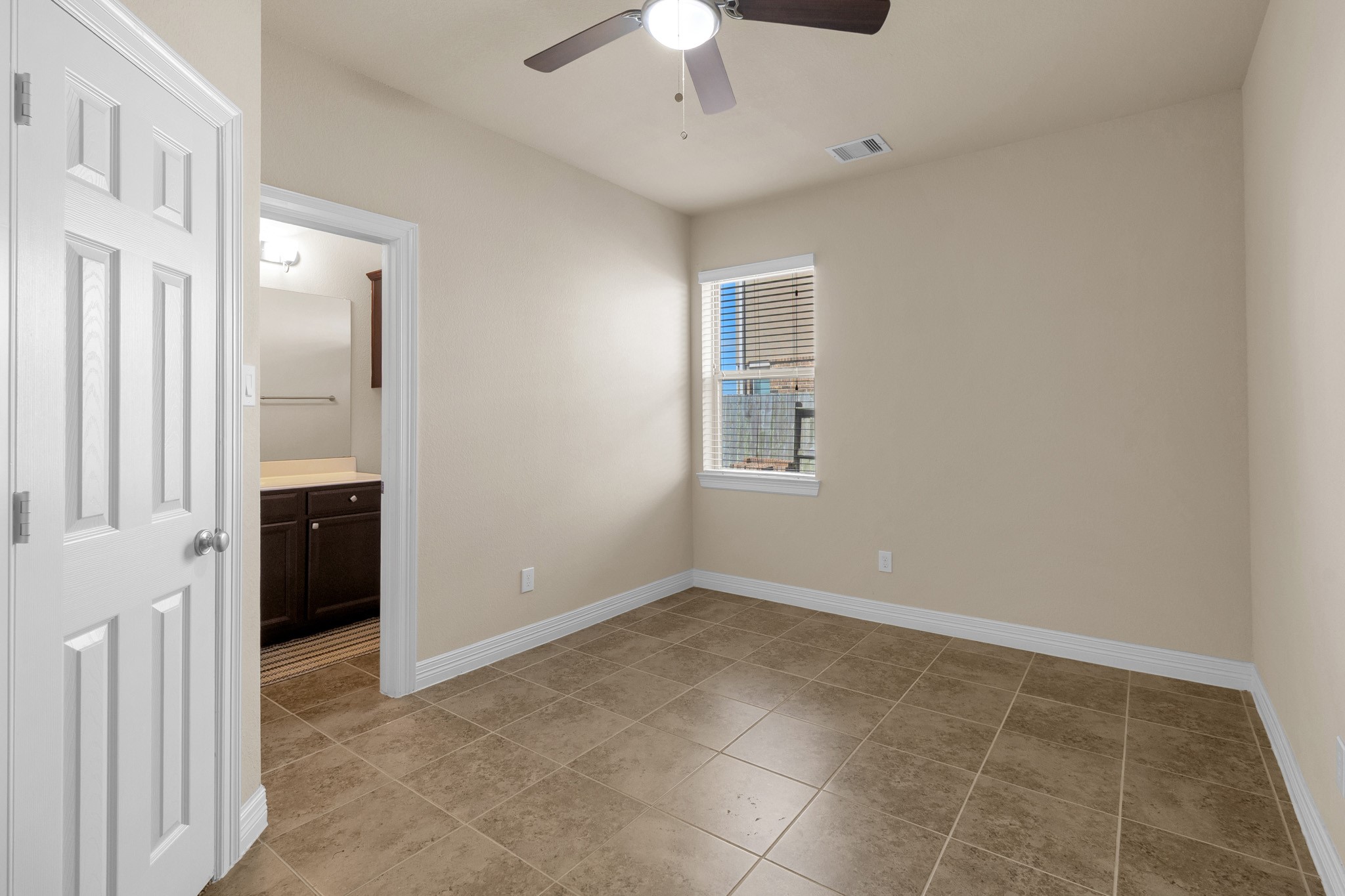 18607 Pelham Grove Lane Property Photo 26