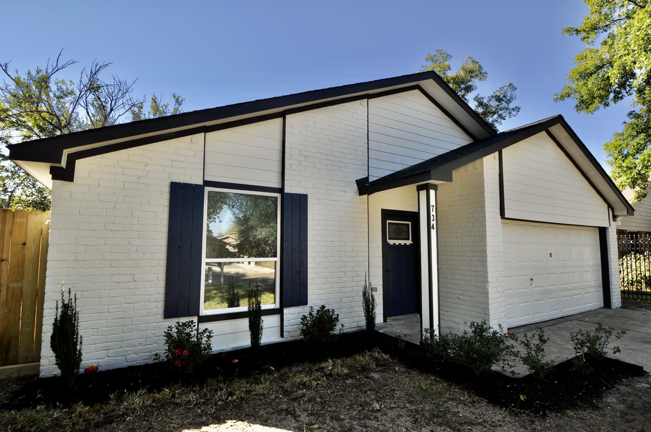 734 Hambrick Court Property Photo 1