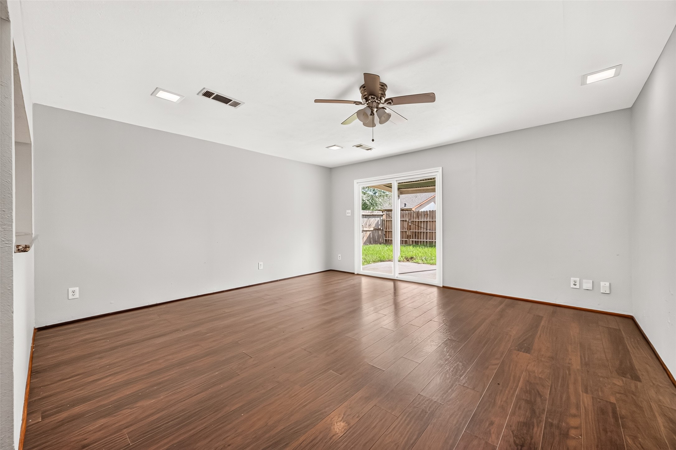 5110 Lerwick Drive Property Photo 13