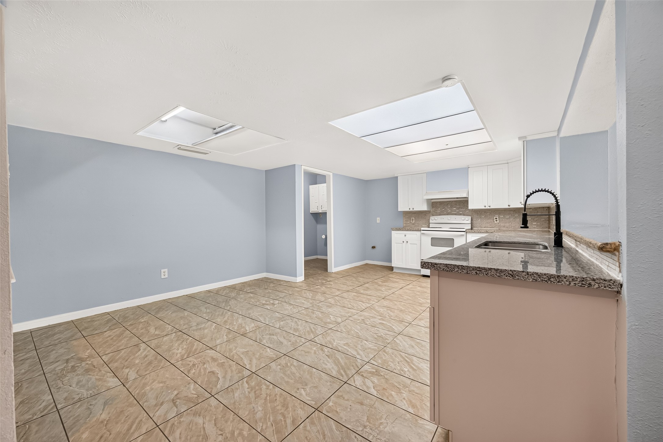 5110 Lerwick Drive Property Photo 27