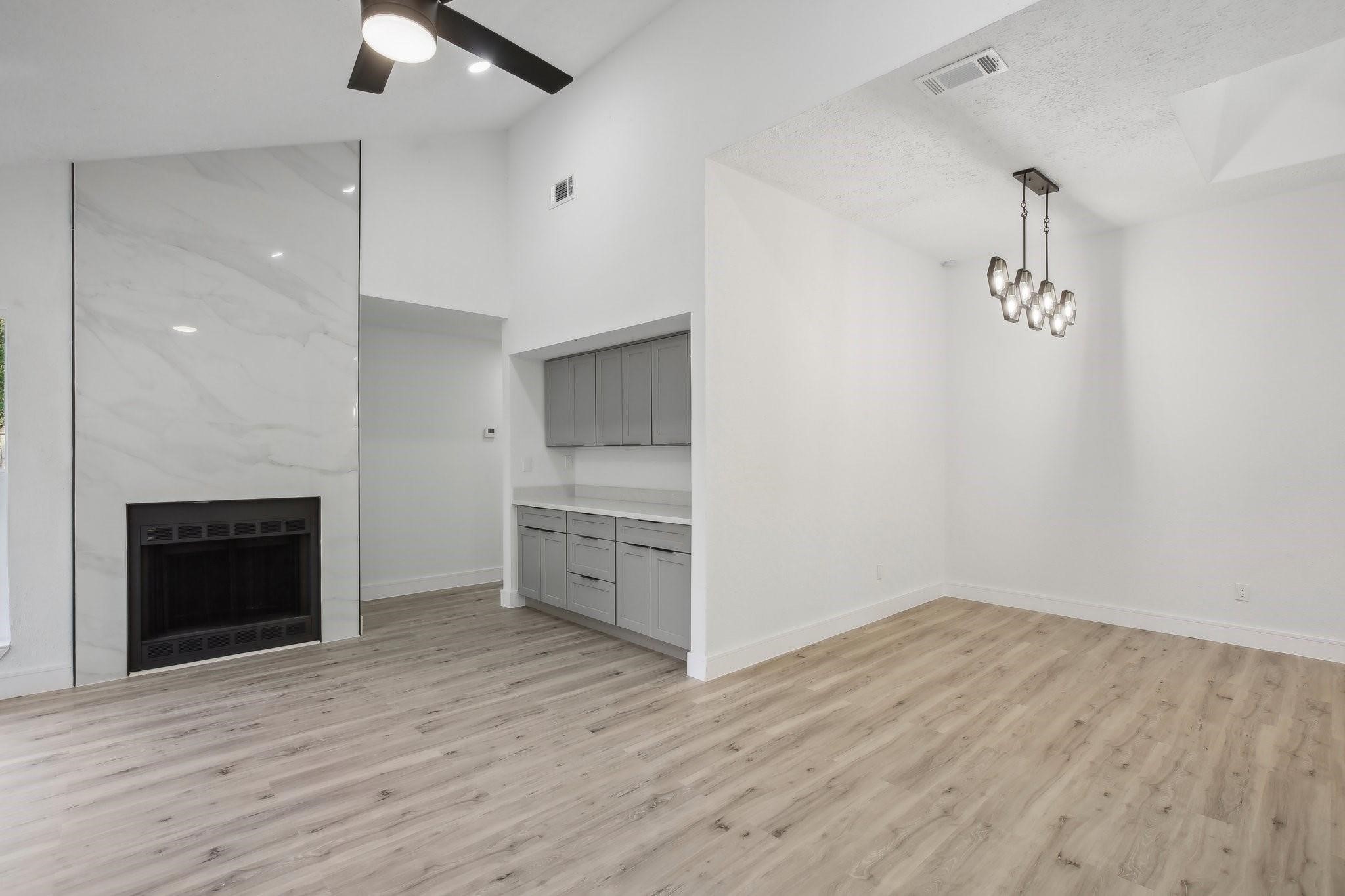 11615 Henley Drive Property Photo 8