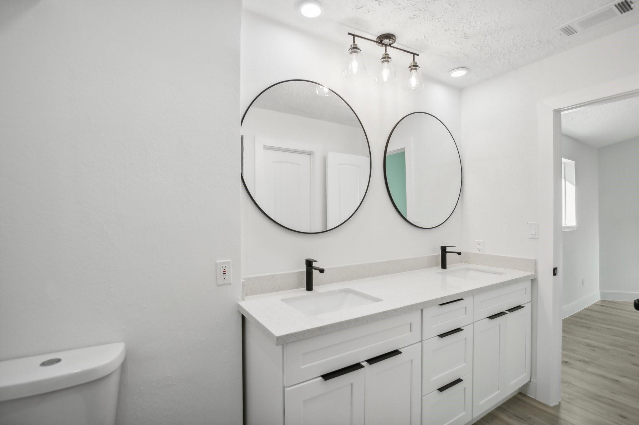 11615 Henley Drive Property Photo 20