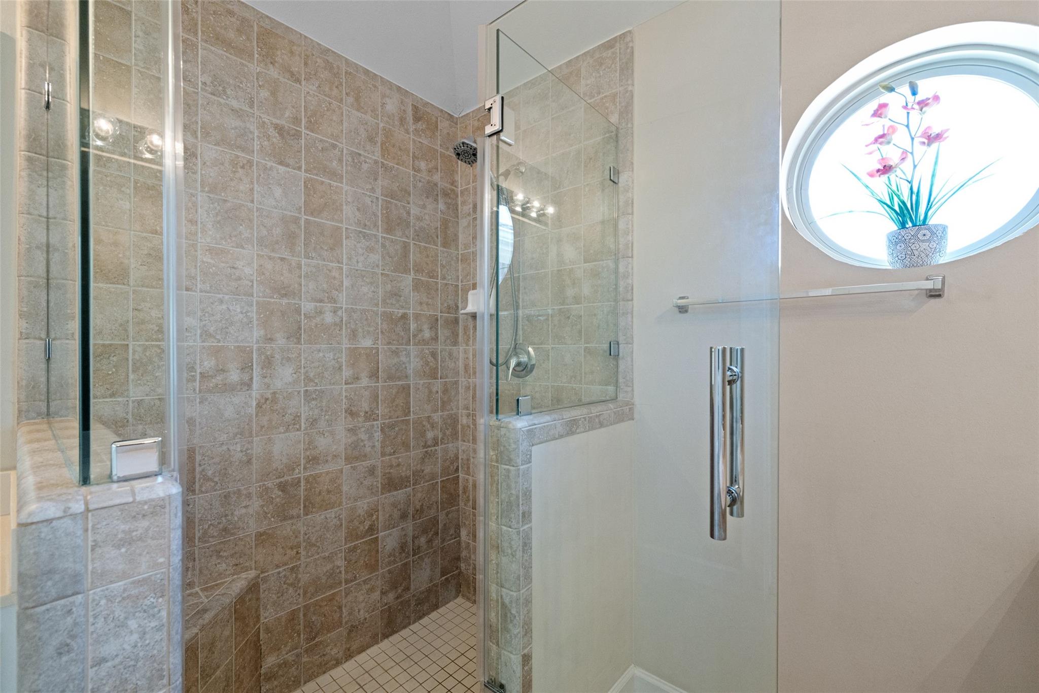 5951 S Loop E 55 Property Photo 30