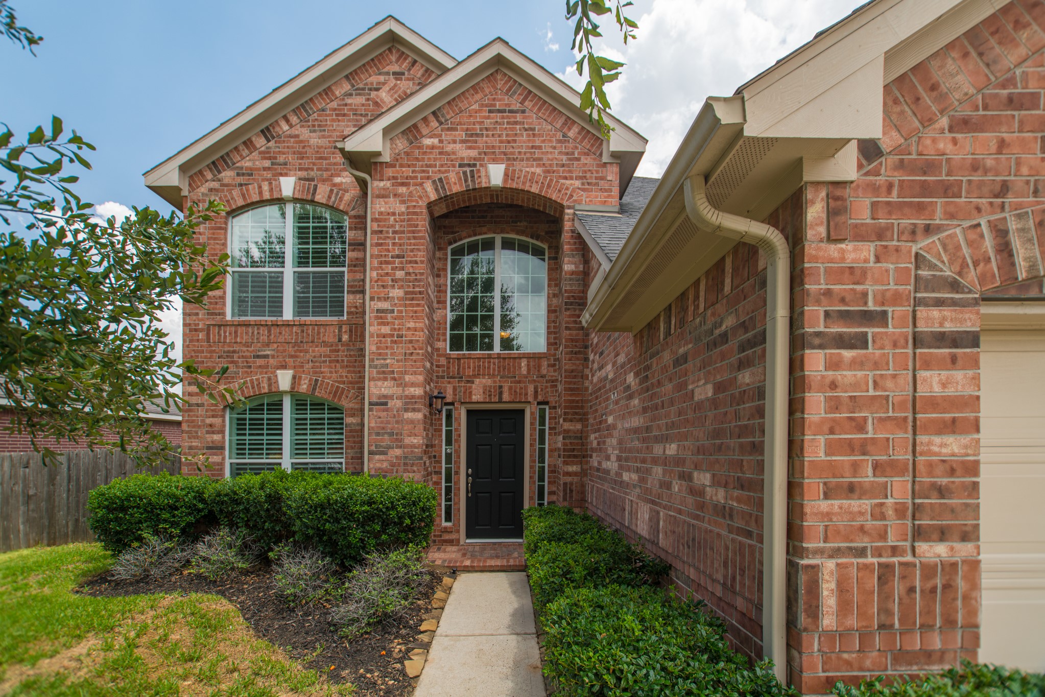 25618 Crisp Spring Lane Property Photo 1