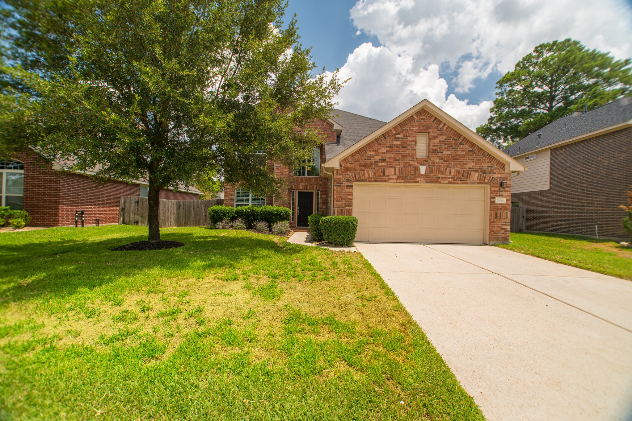 25618 Crisp Spring Lane Property Photo 2