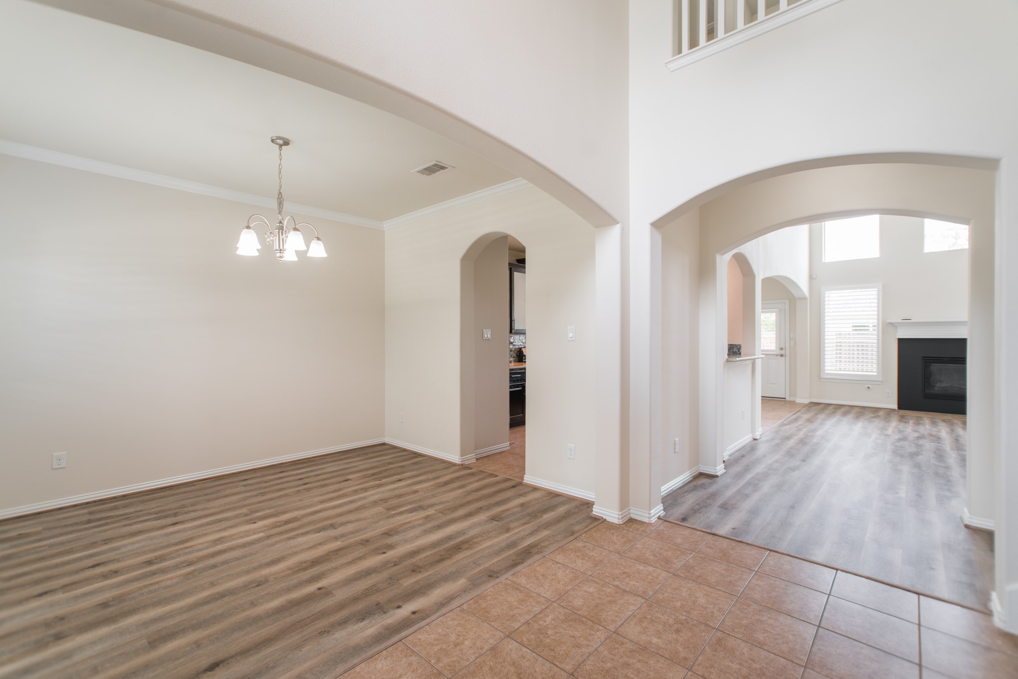 25618 Crisp Spring Lane Property Photo 6