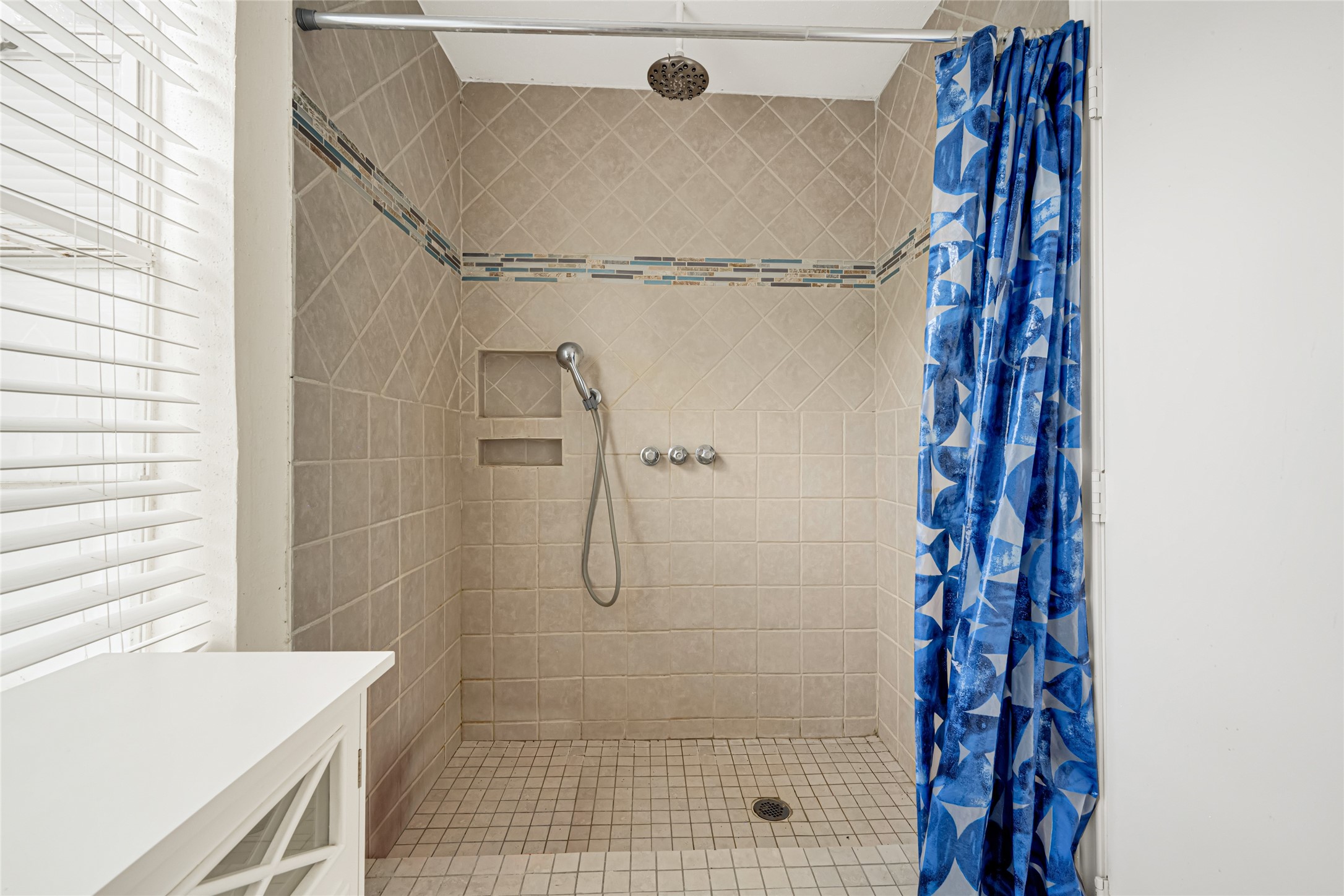 9809 Richmond Ave, Unit J-12 Property Photo 13