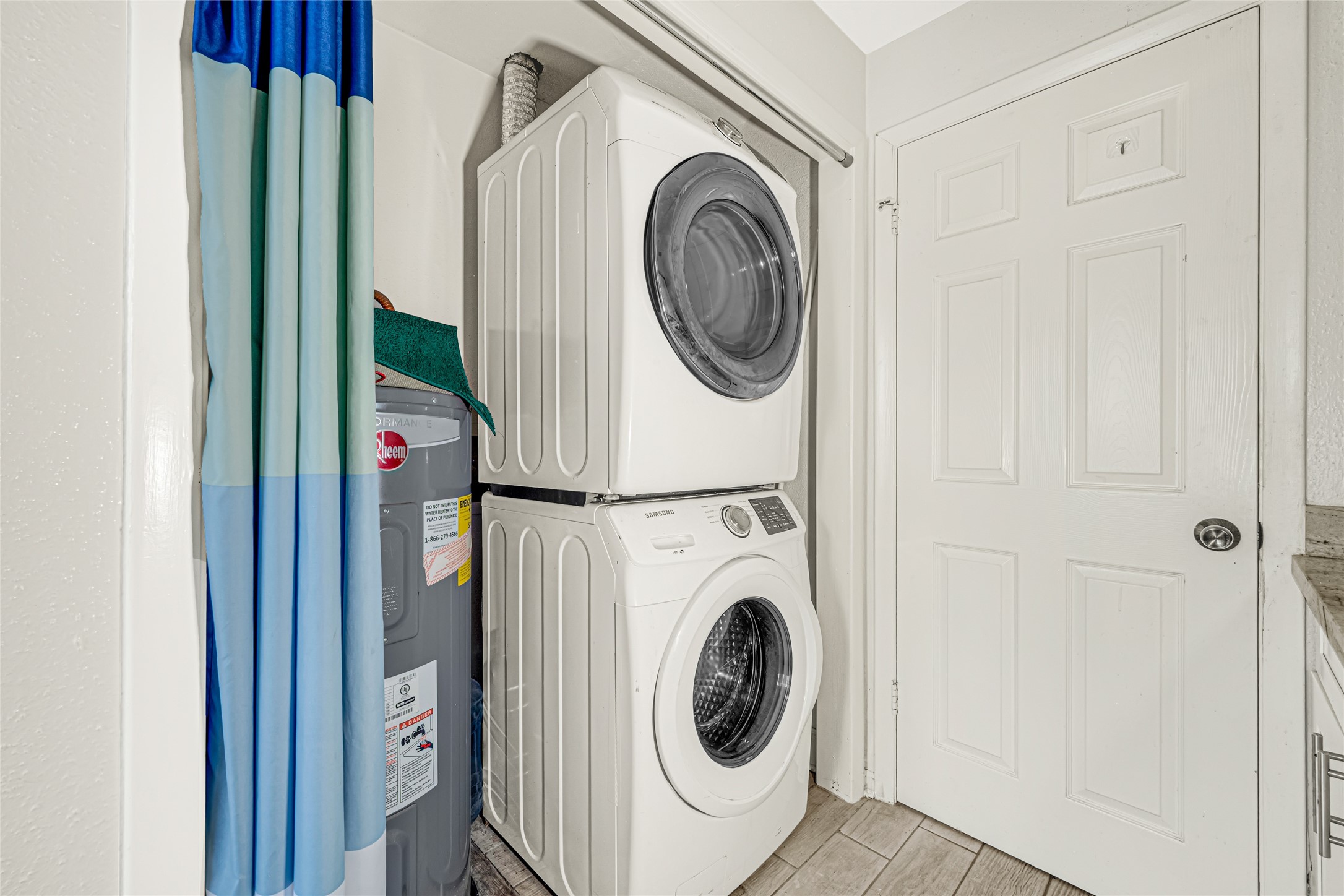9809 Richmond Ave, Unit J-12 Property Photo 14
