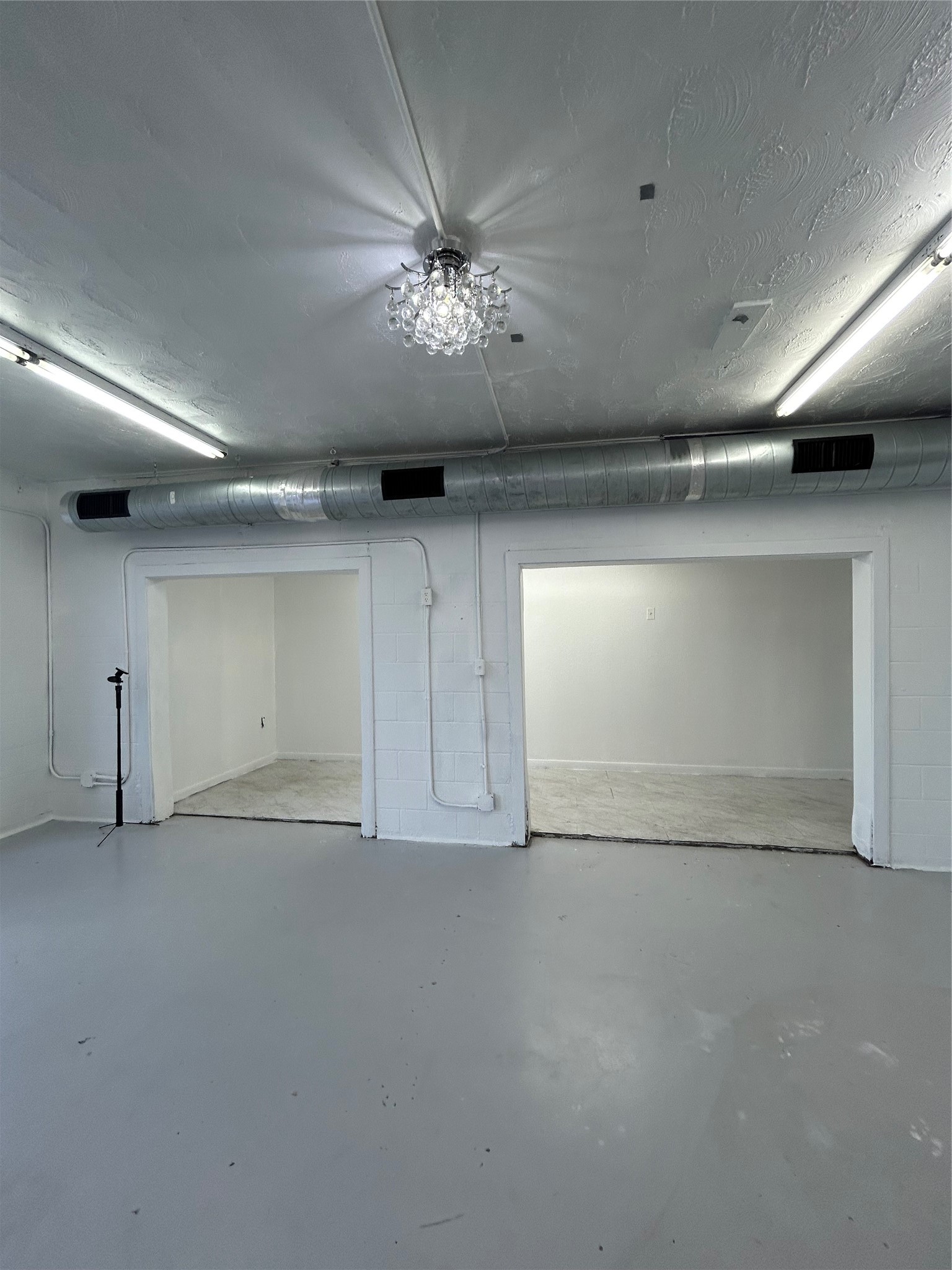 1804 N Main Street Property Photo 3