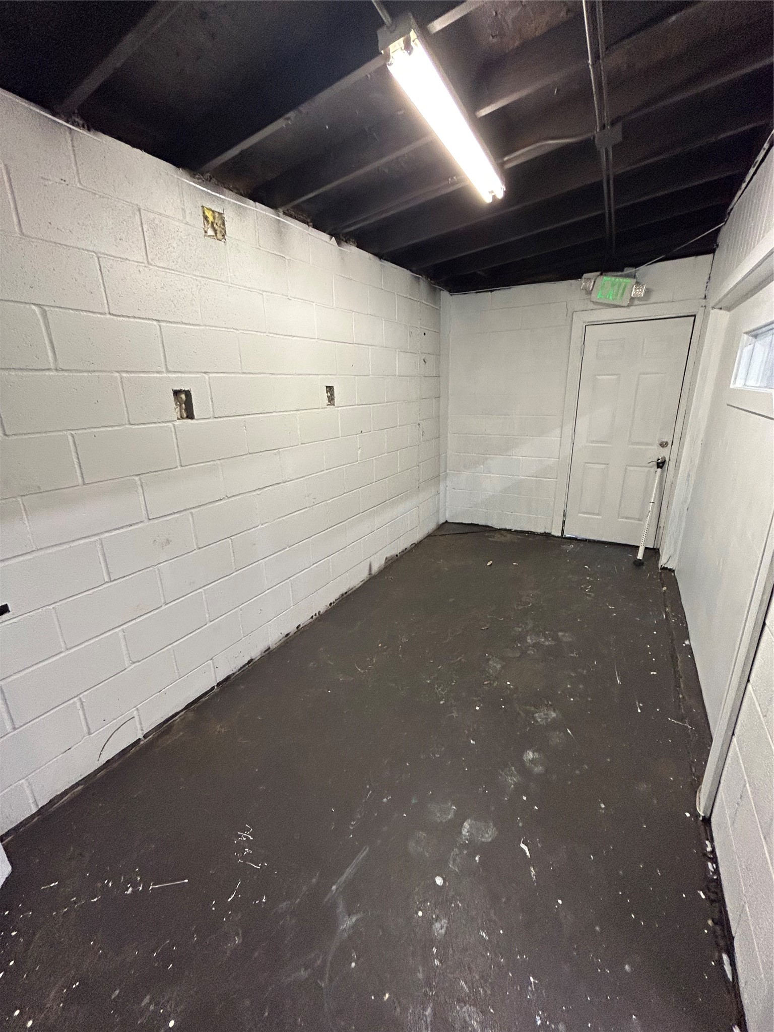 1804 N Main Street Property Photo 8