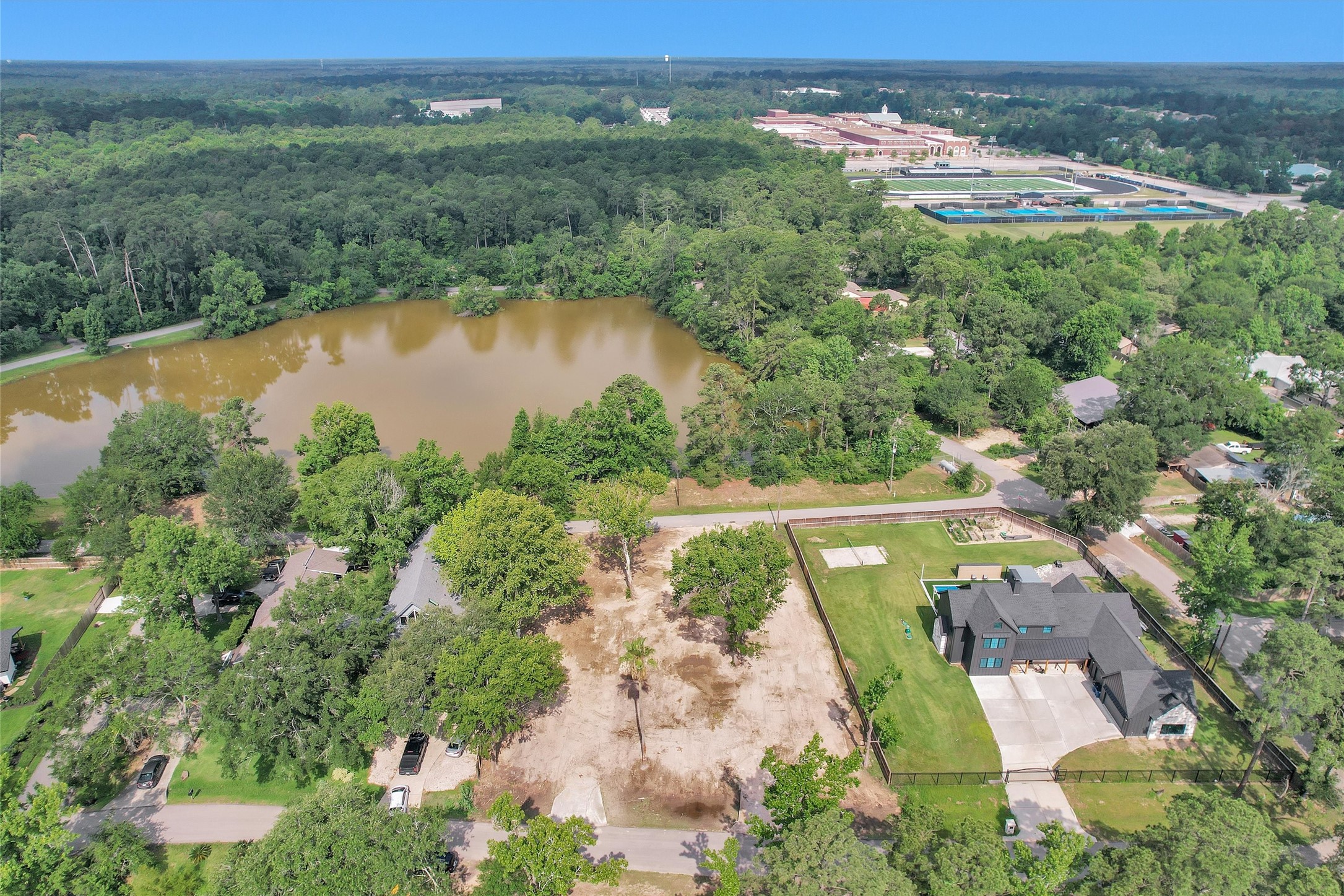 17612 White Perch Lake Drive Property Photo 2