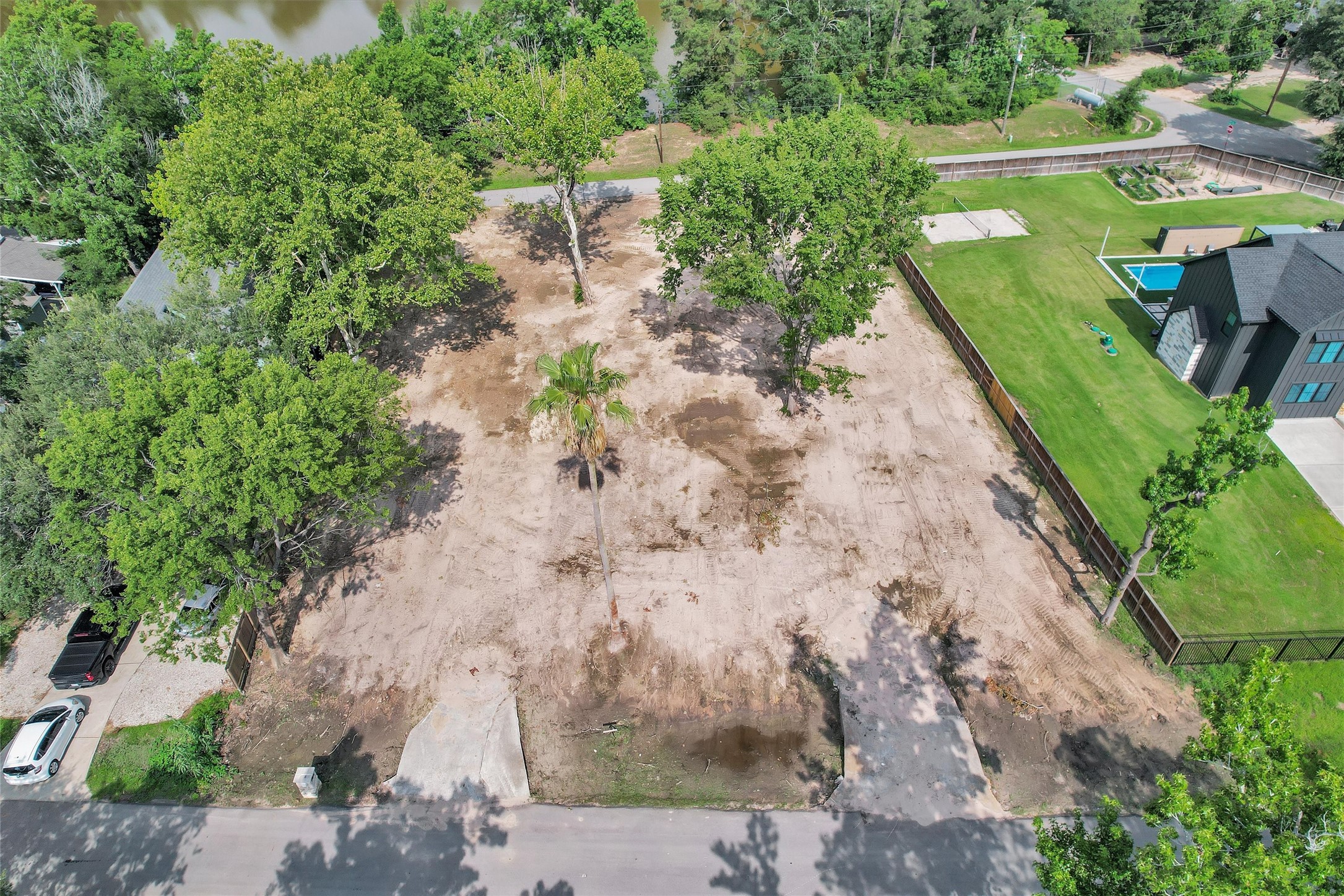 17612 White Perch Lake Drive Property Photo 4