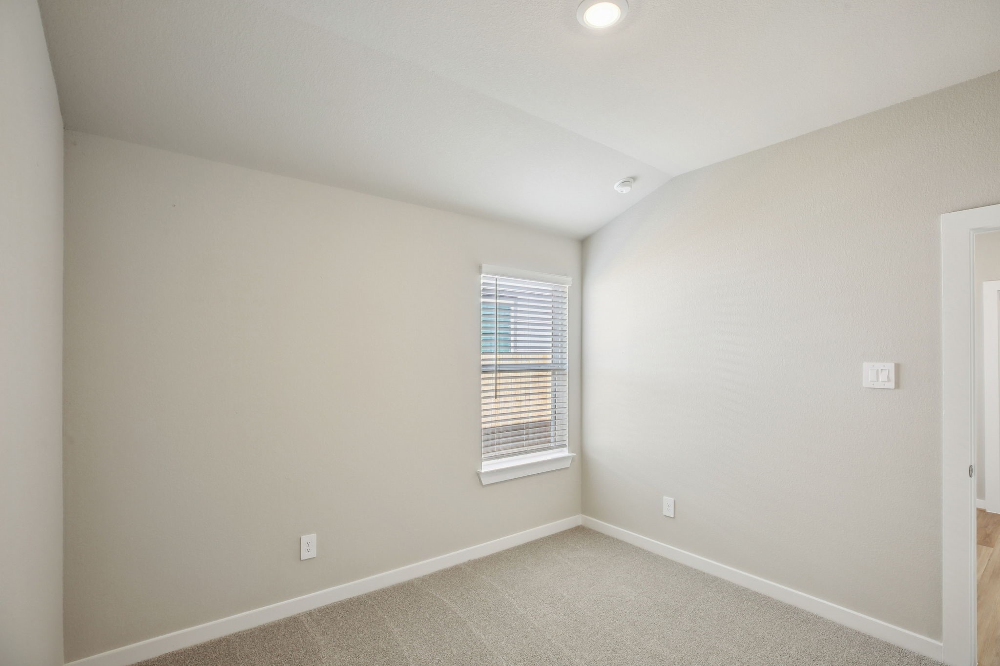 6623 Castella Drive Property Photo 27