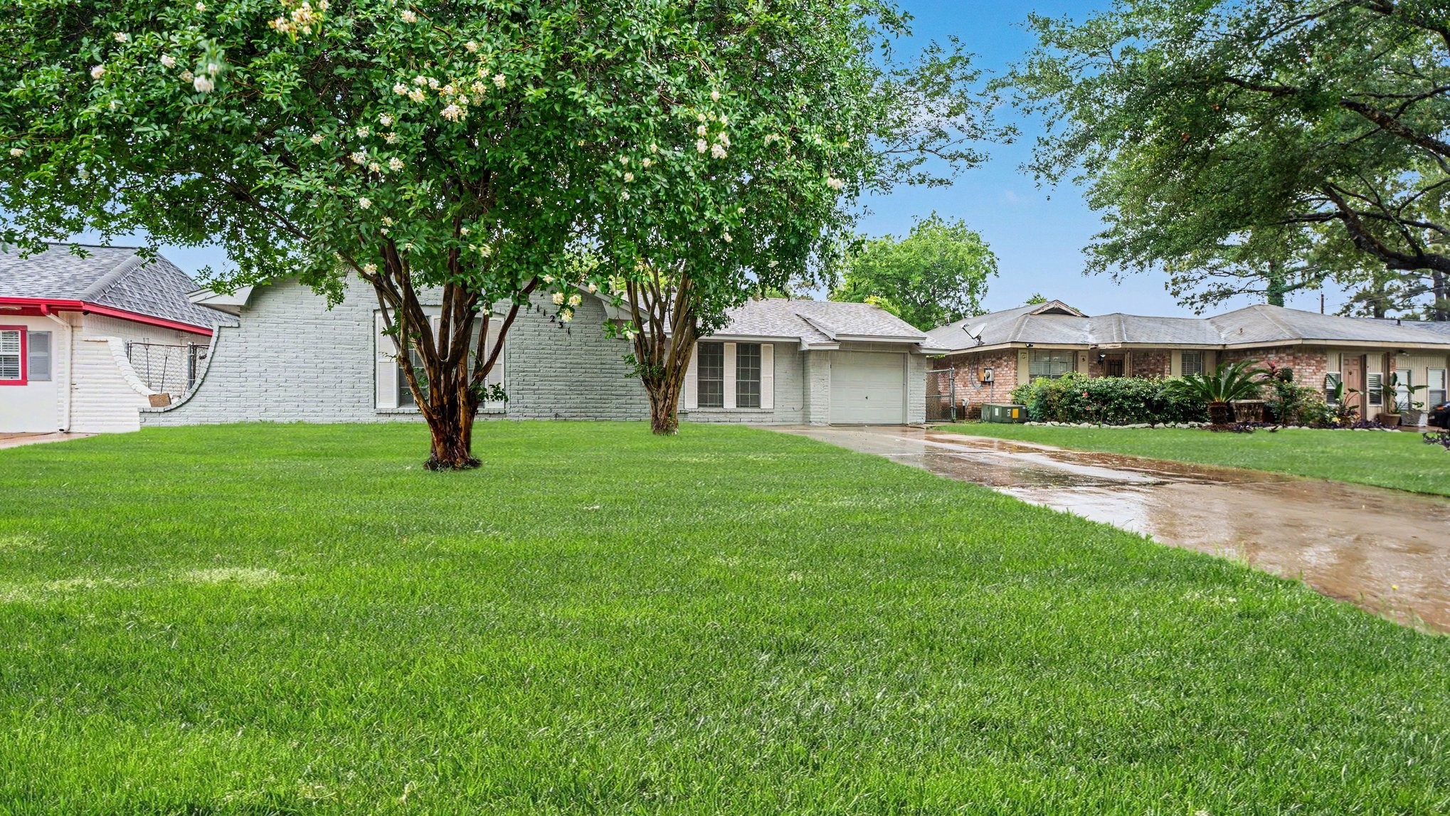 11231 Tamworth Drive Property Photo 2