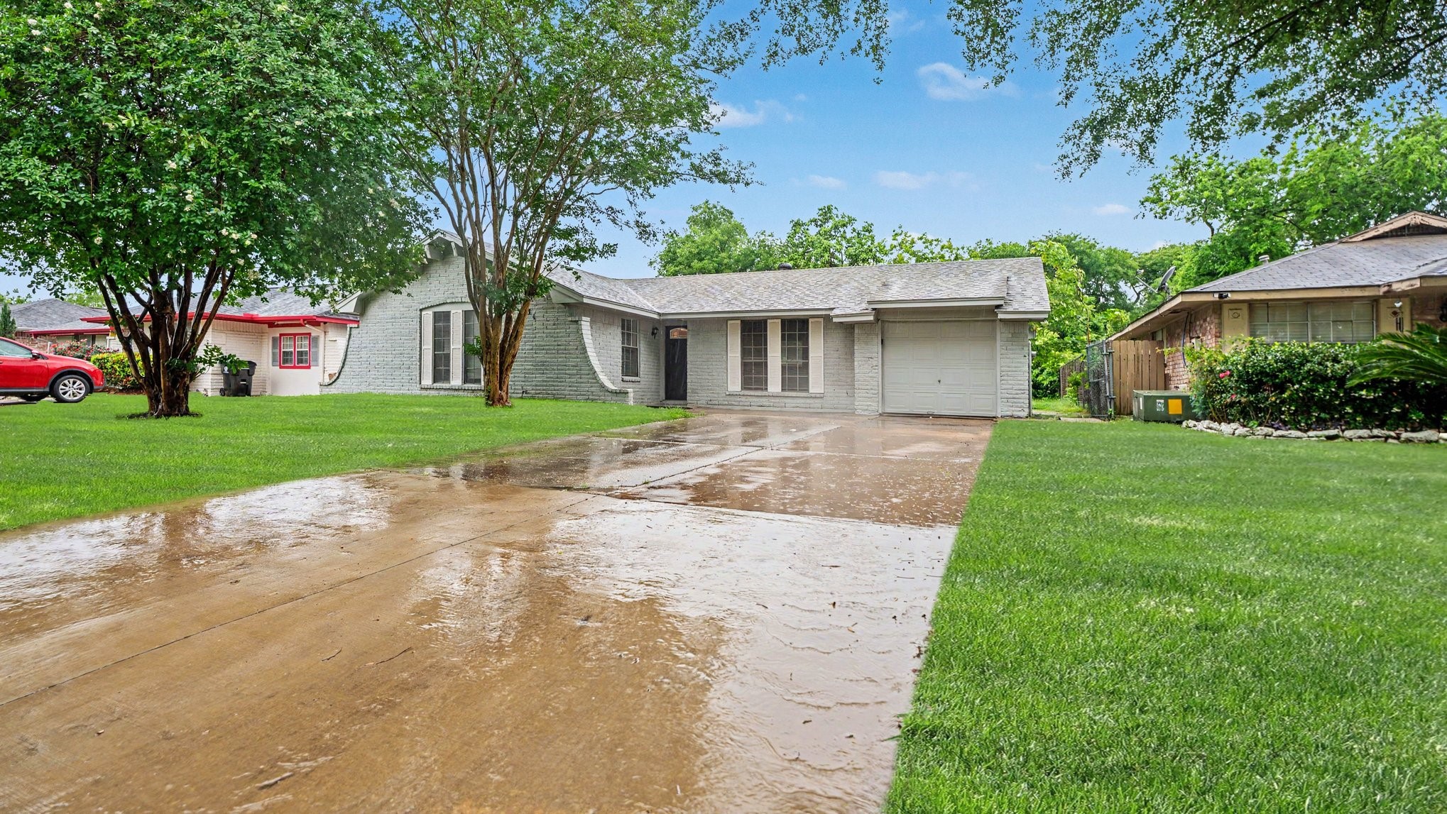 11231 Tamworth Drive Property Photo 3