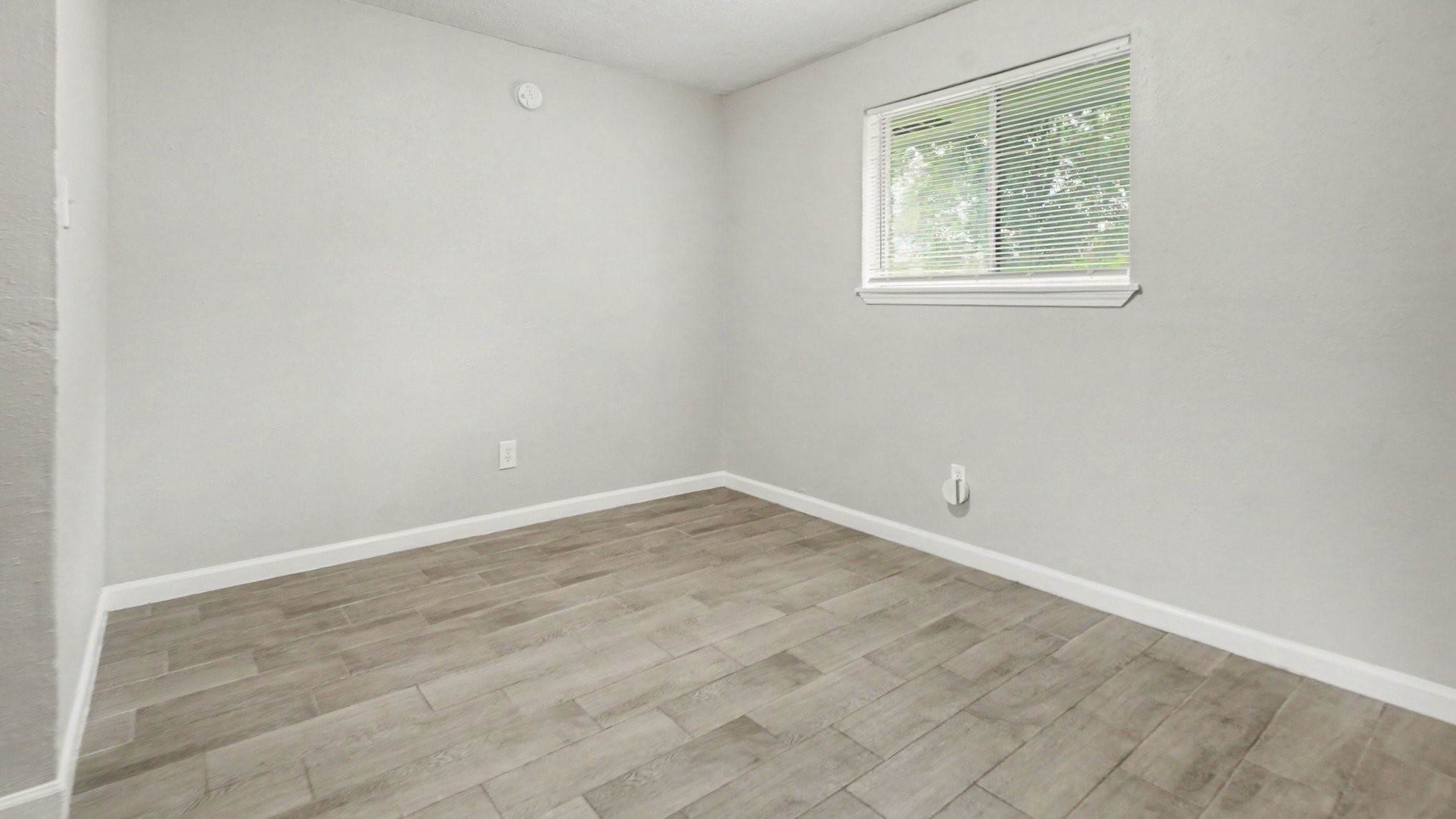 11231 Tamworth Drive Property Photo 12
