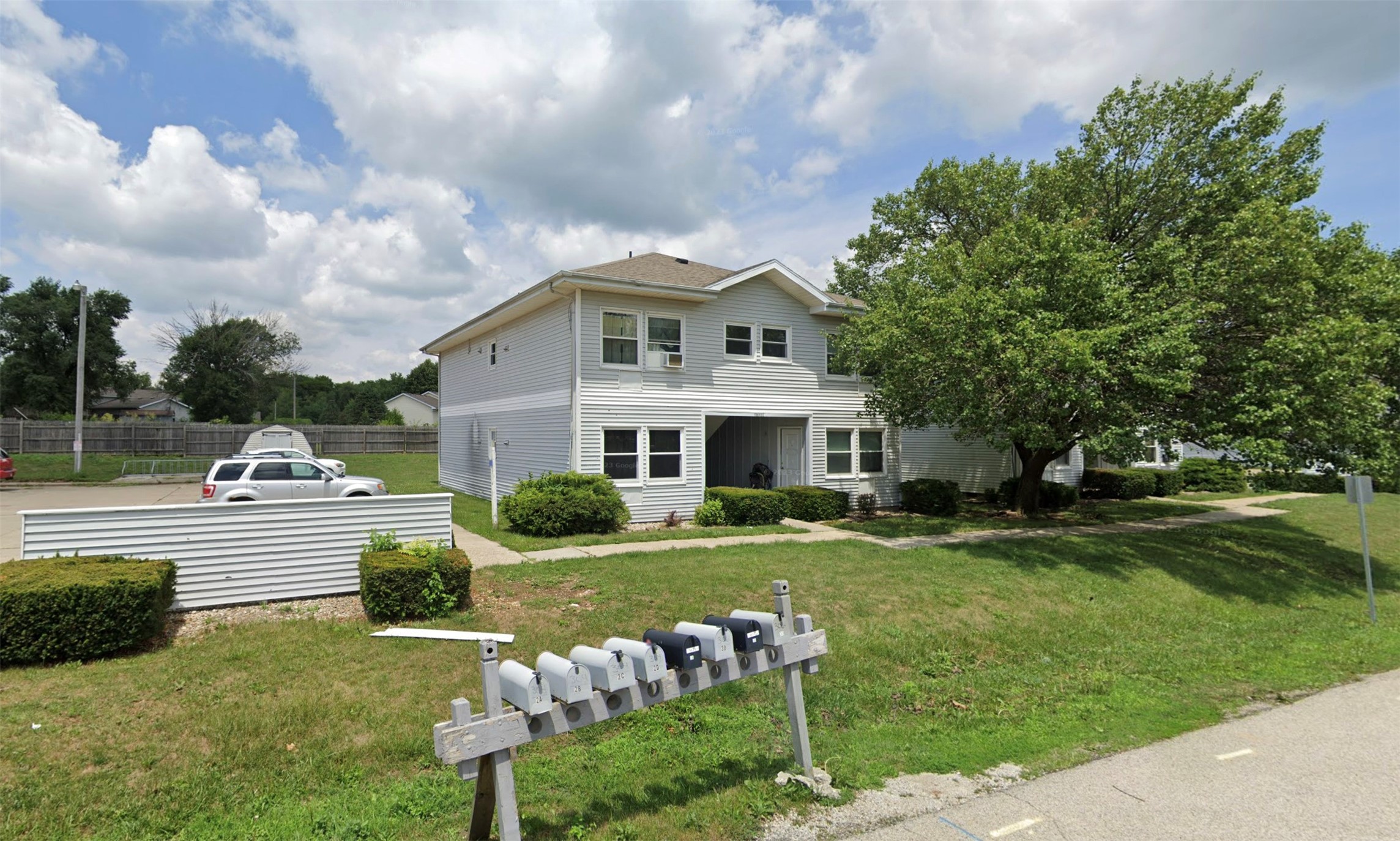 306 Wigwam St Property Photo 4