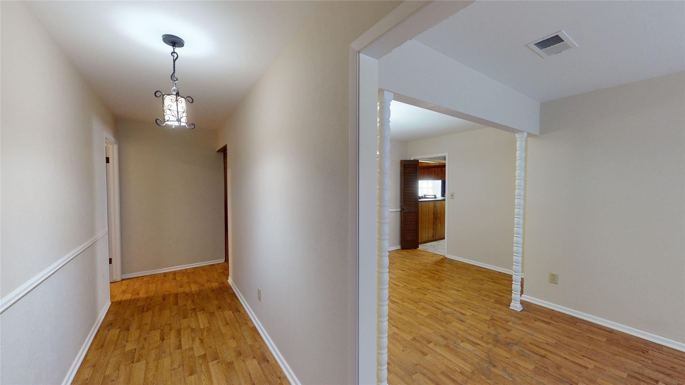 413 Elm Drive Property Photo 3