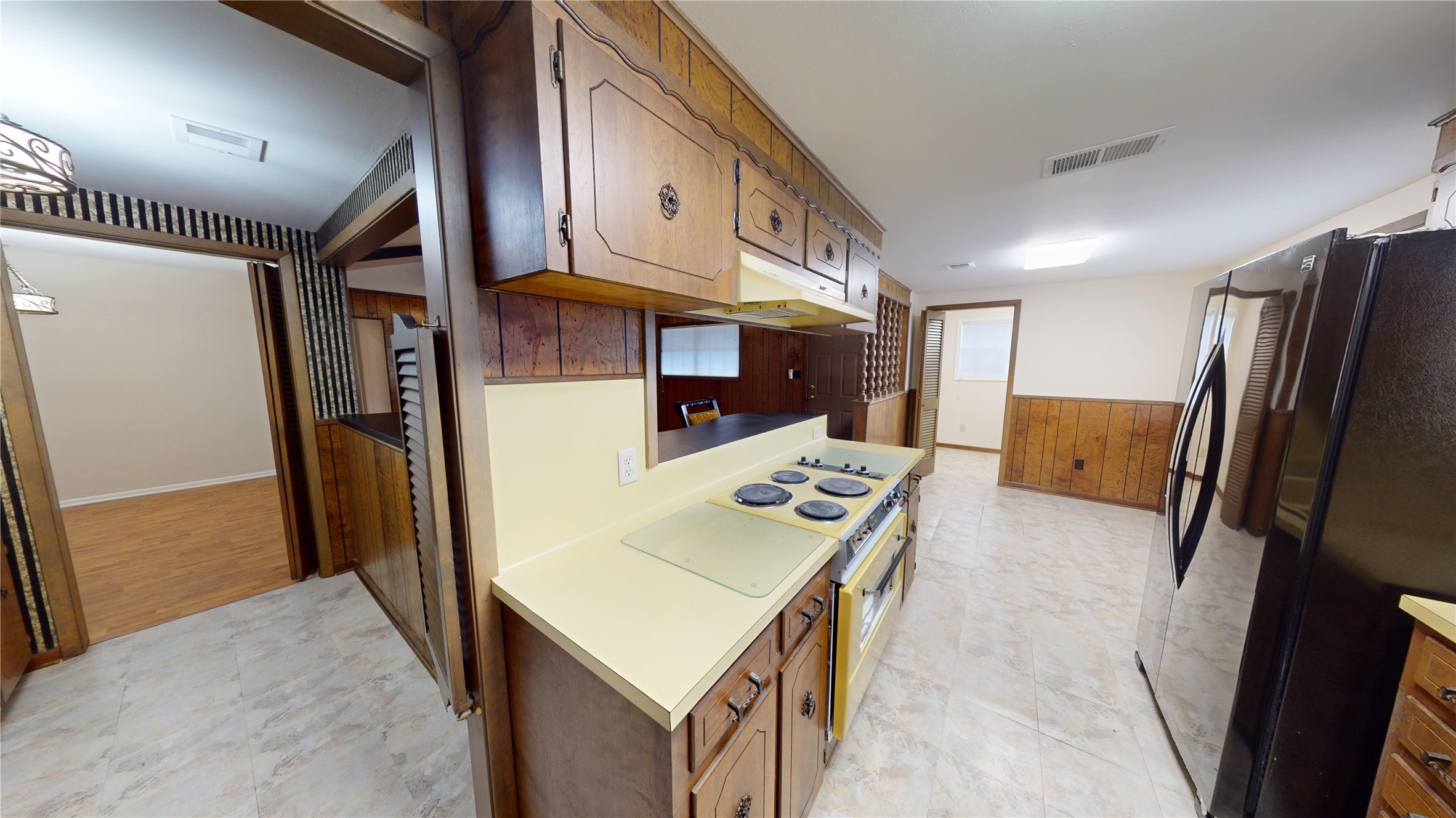 413 Elm Drive Property Photo 12